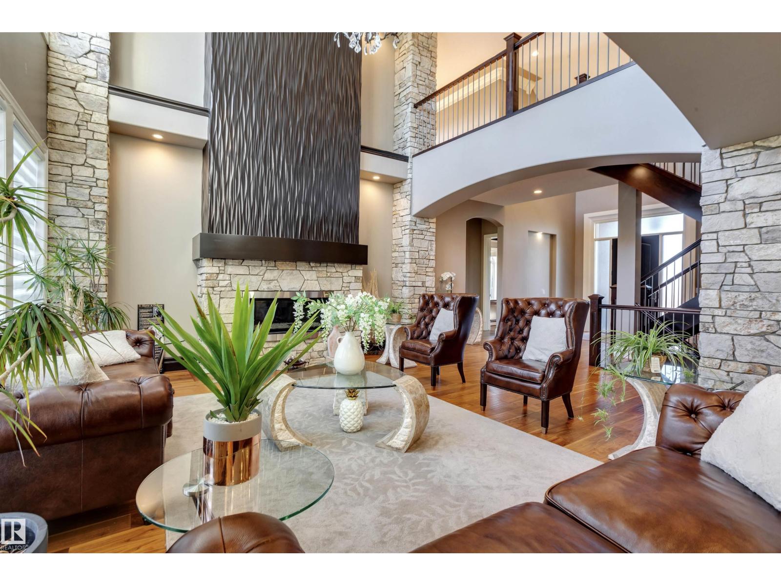 2807 WHEATON DR NW, Edmonton