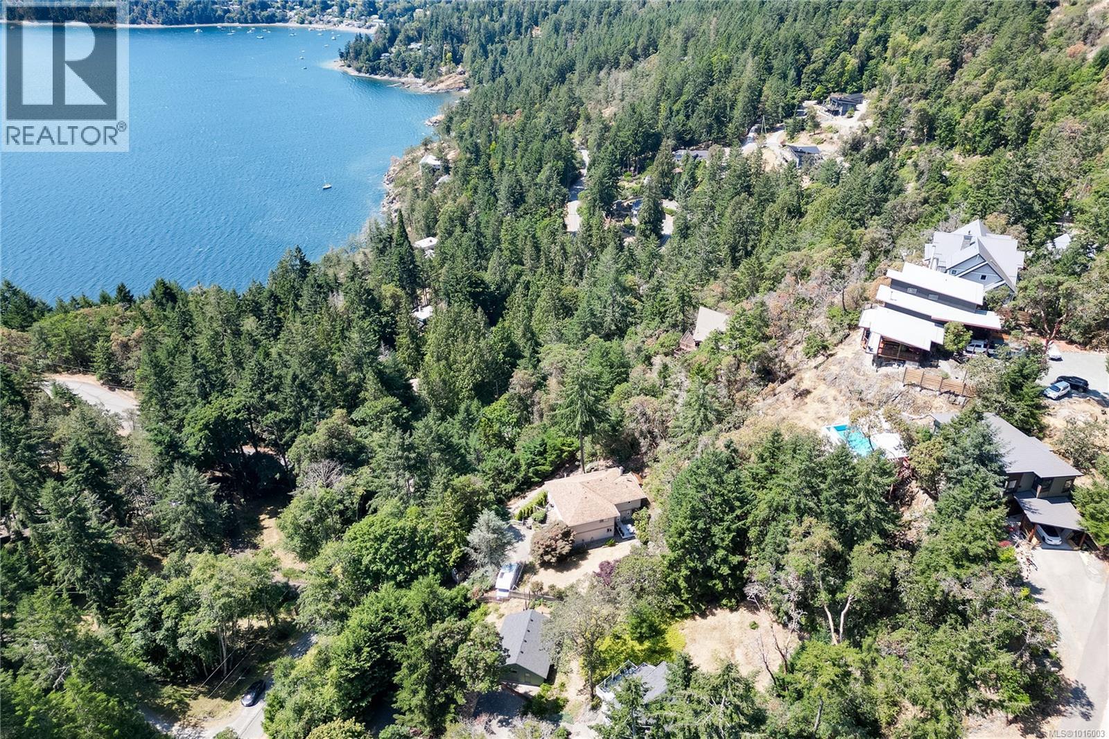  567 Maple Mountain Road, Duncan