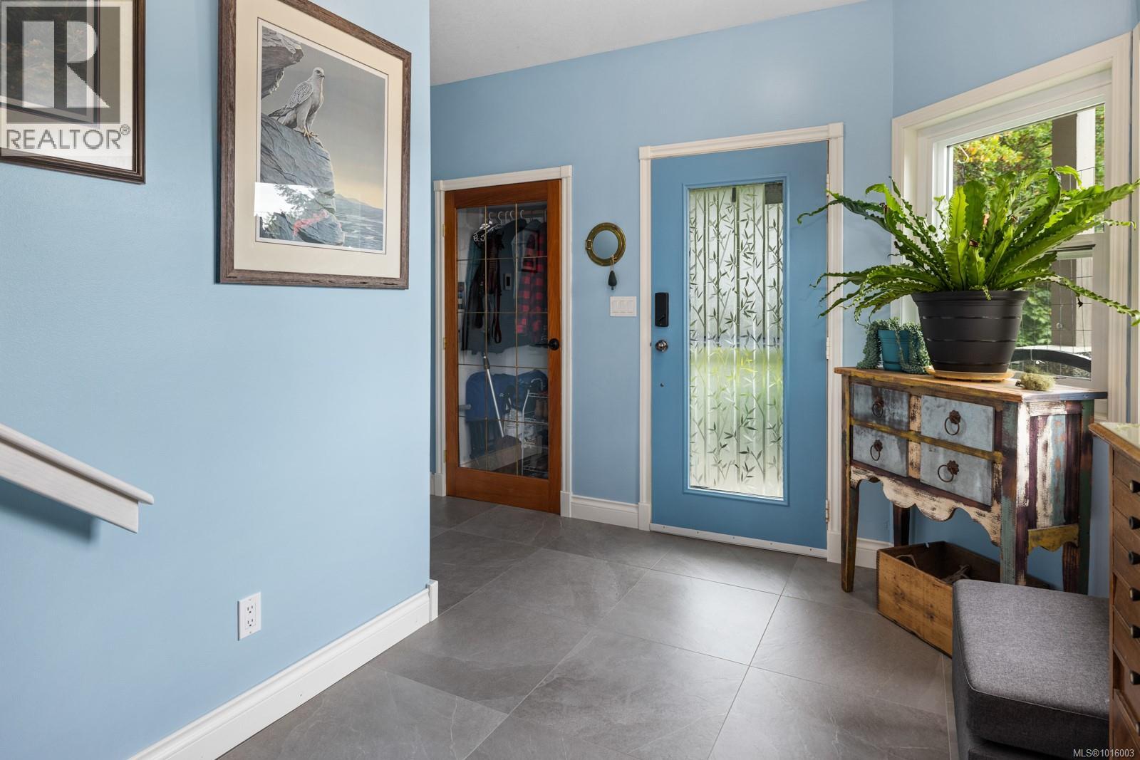  567 Maple Mountain Road, Duncan