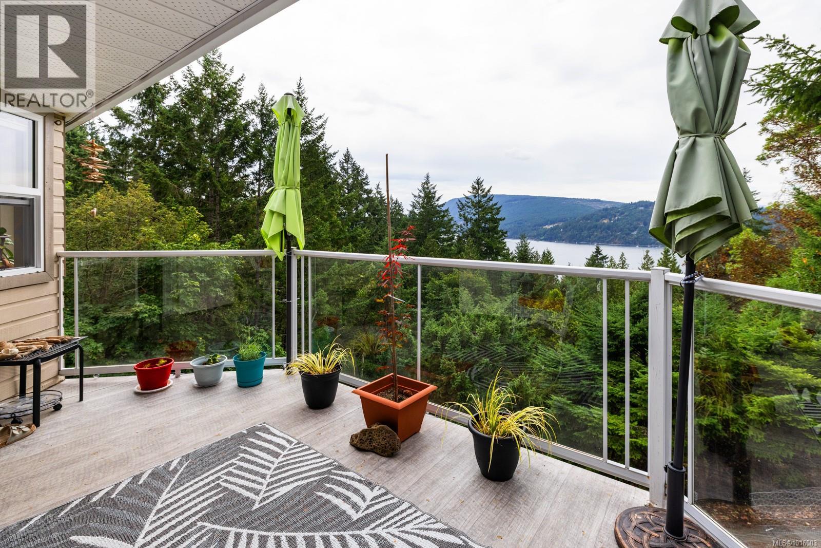  567 Maple Mountain Road, Duncan