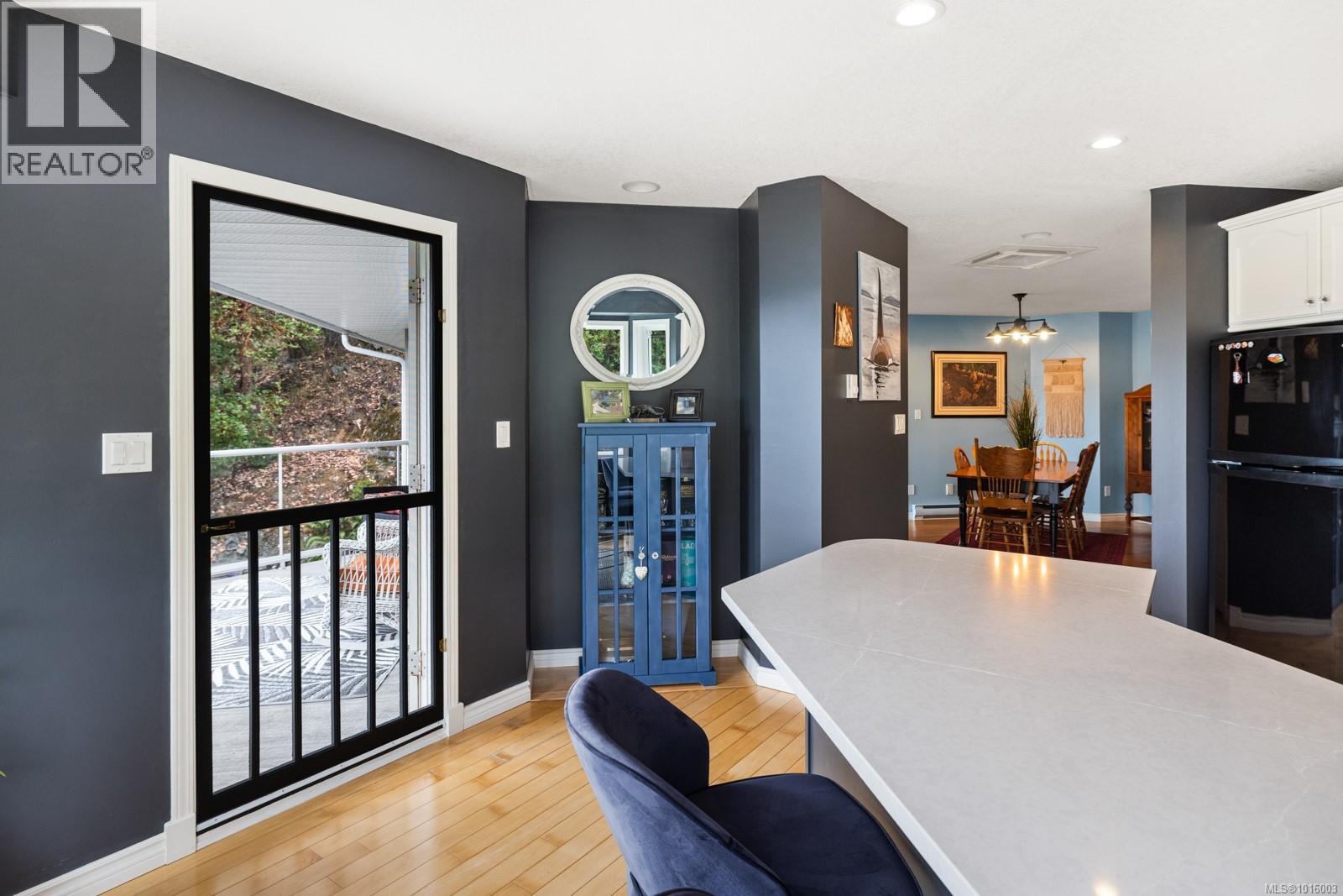  567 Maple Mountain Road, Duncan