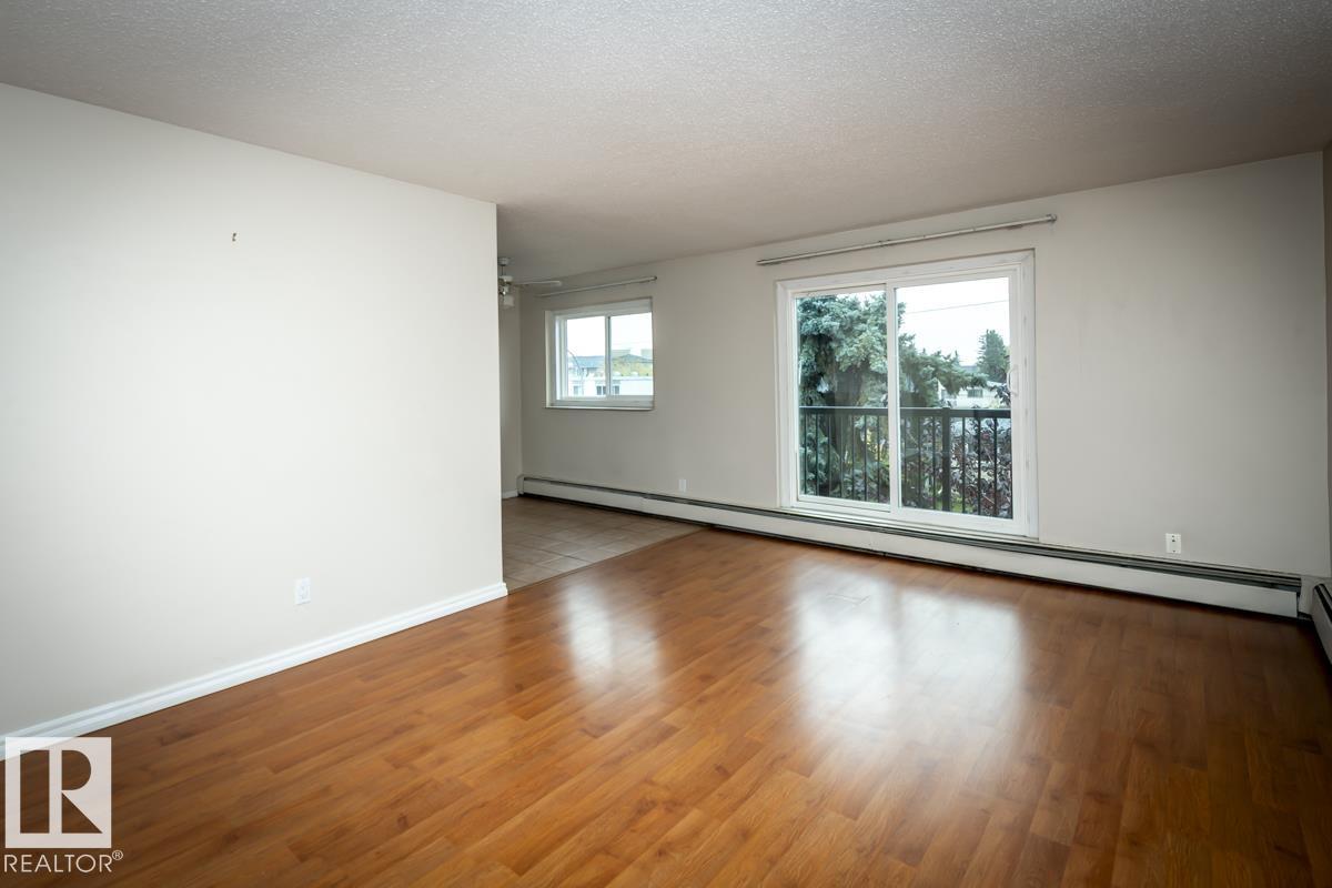 #301 7204 81 AV NW - 9