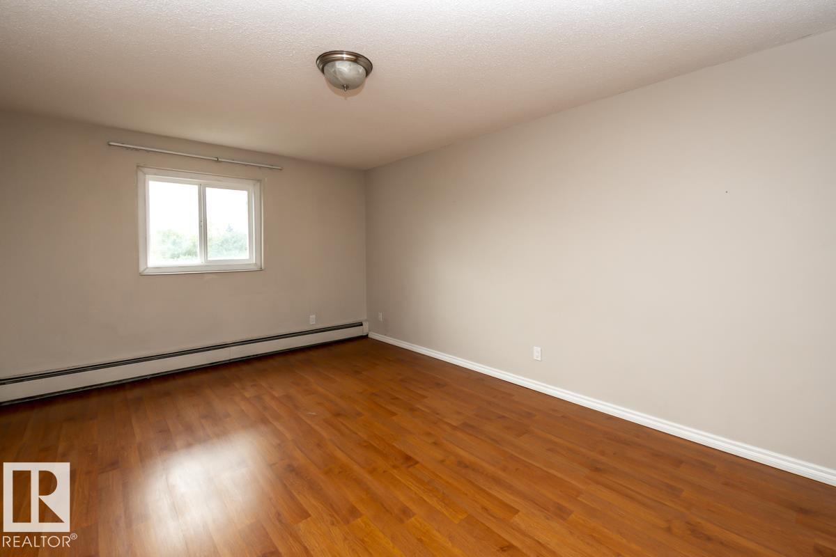 #301 7204 81 AV NW - 18