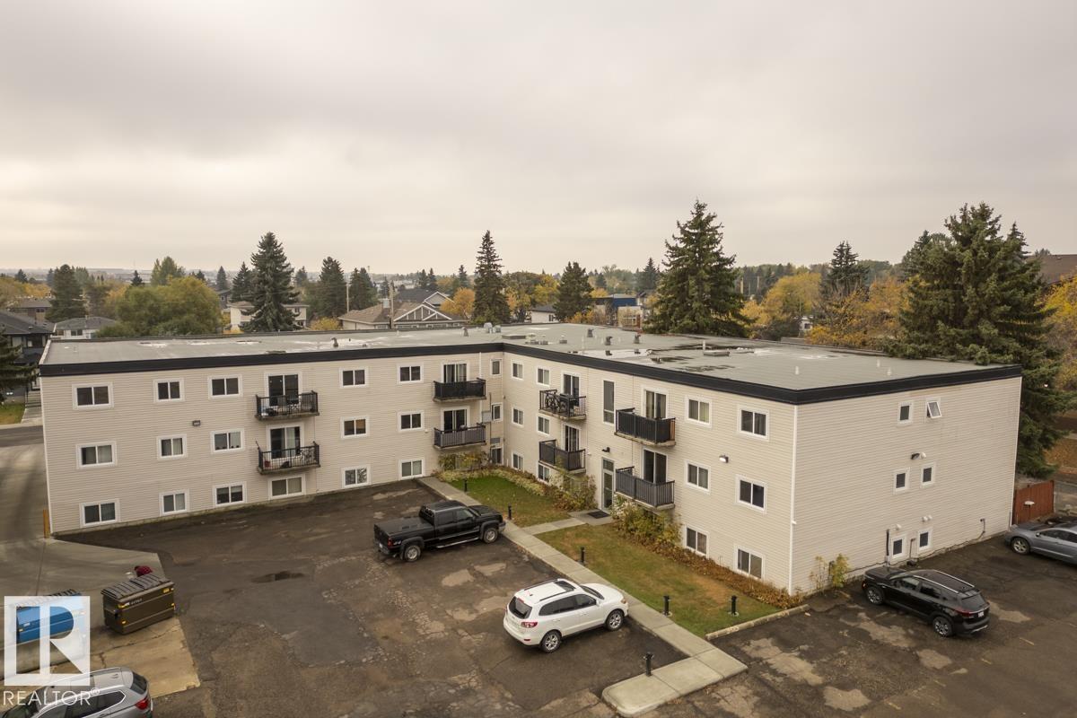 #301 7204 81 AV NW, Edmonton