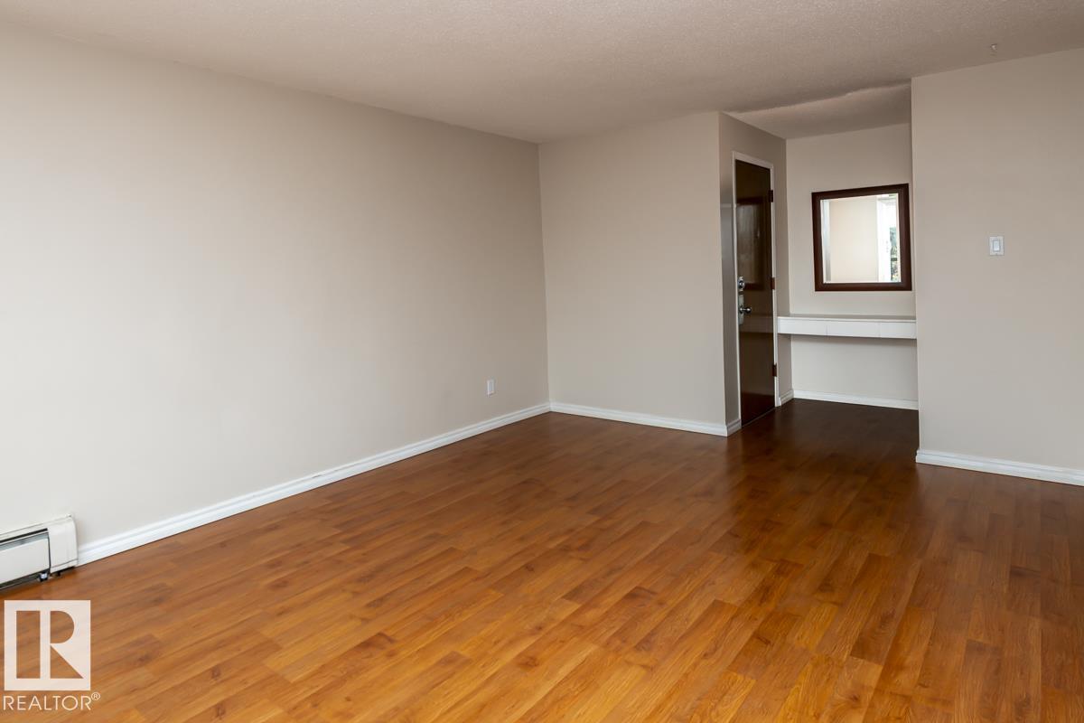 #301 7204 81 AV NW - 6