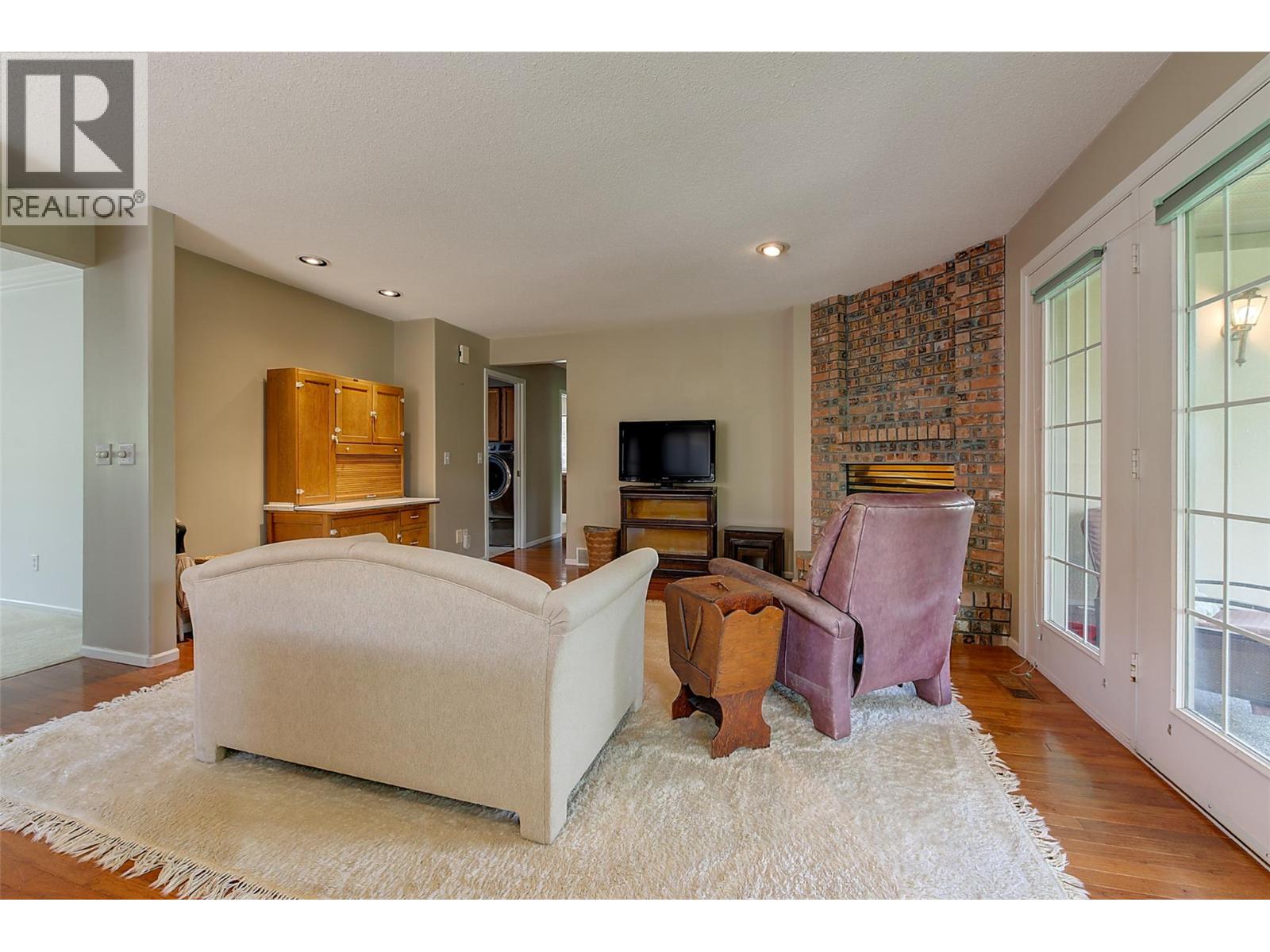 147 1201 Cameron Avenue, Kelowna