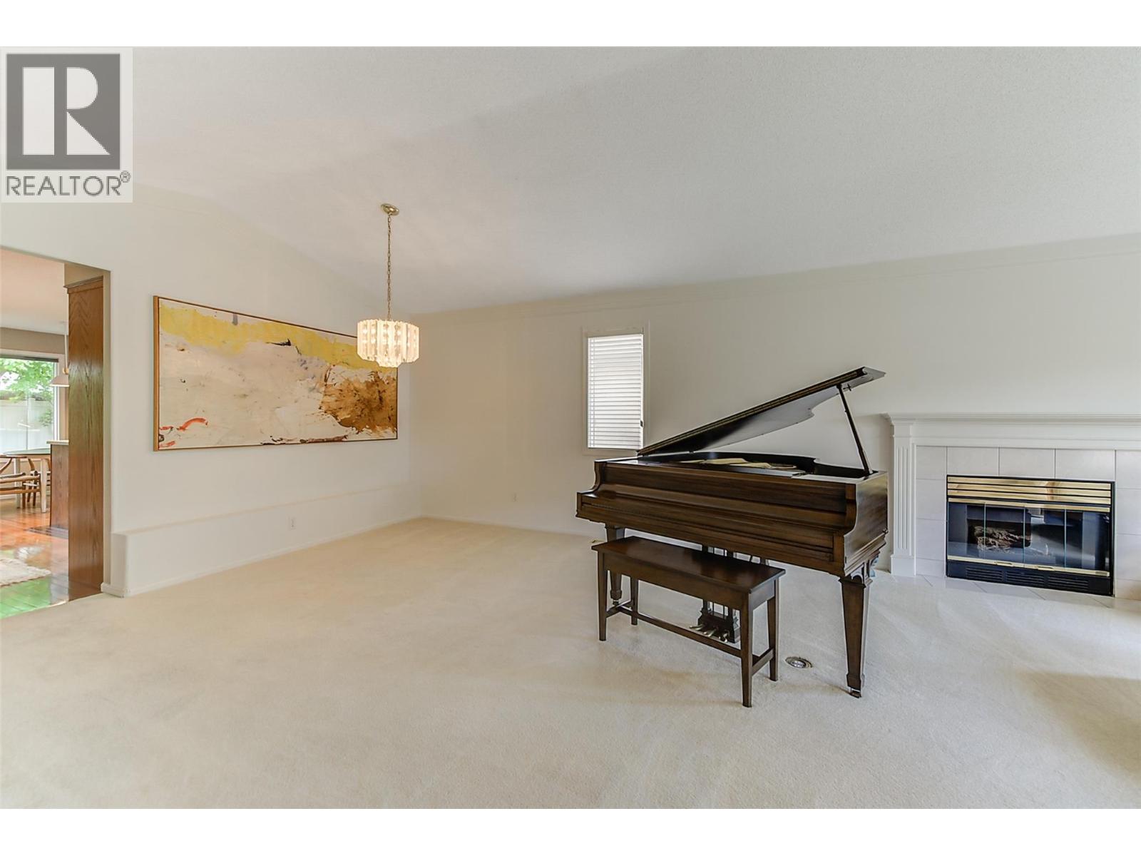 147 1201 Cameron Avenue, Kelowna