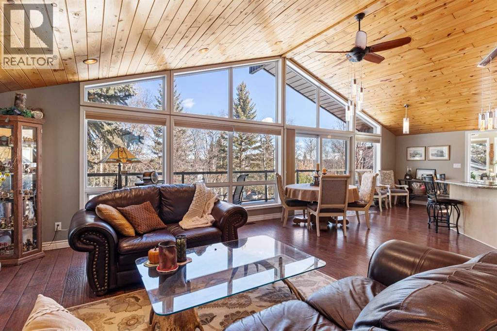 25054 South Pine Lake Road, Rural Red Deer County