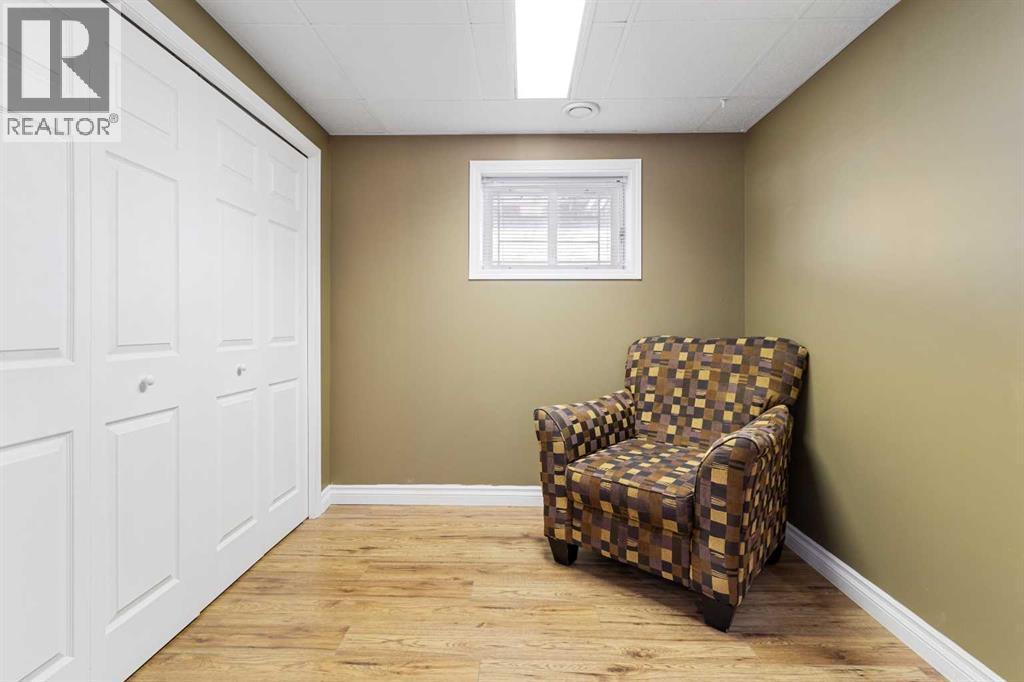 25054 South Pine Lake Road, Rural Red Deer County