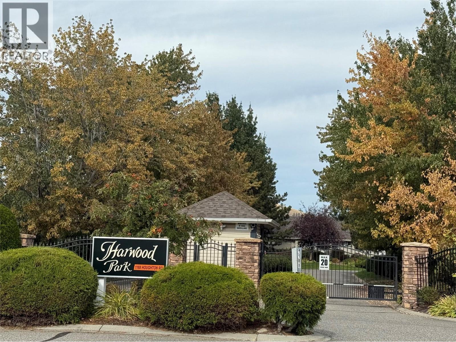 114 1188 Houghton Road, Kelowna
