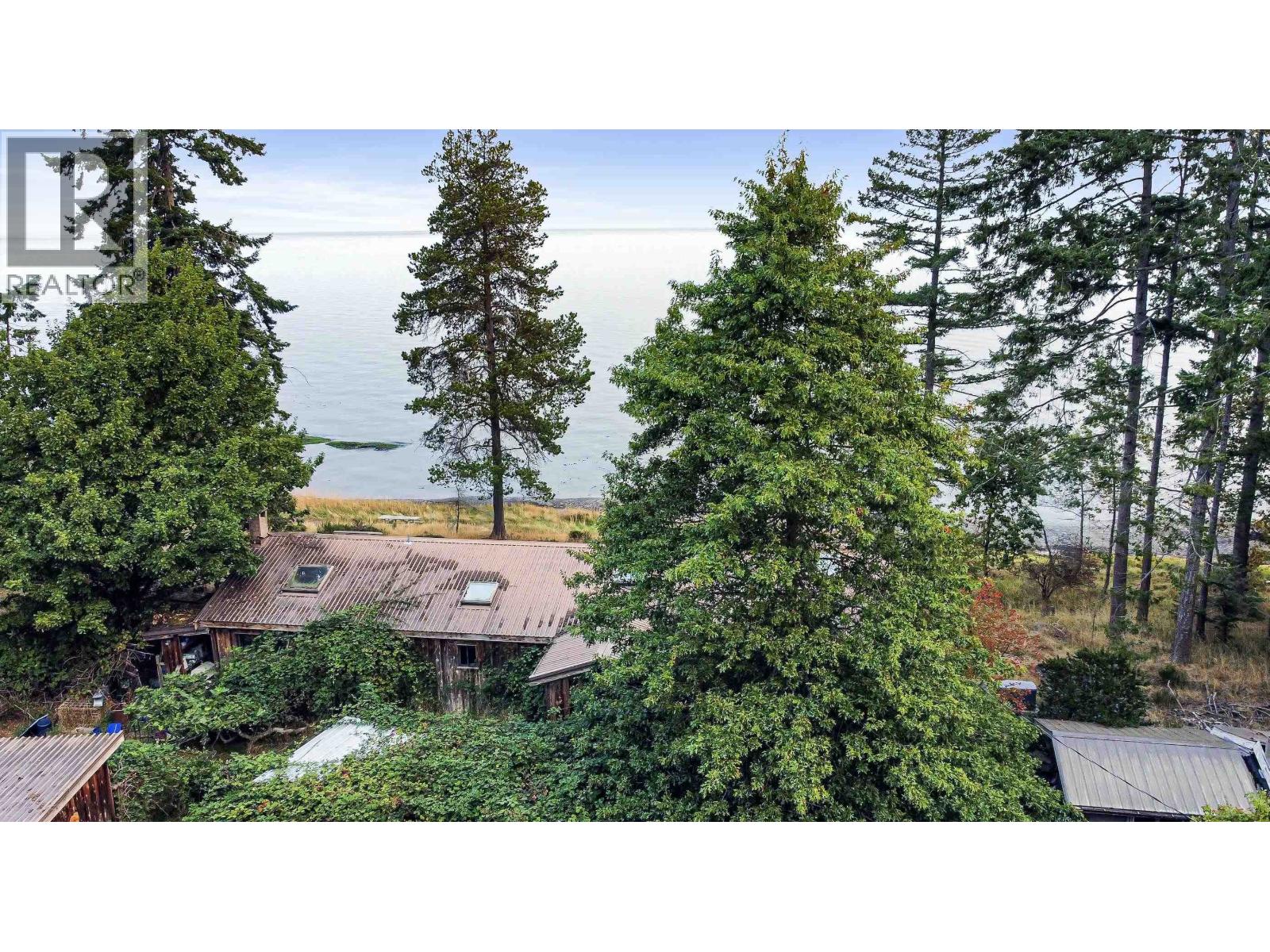 House in Galiano Island - Image 7
