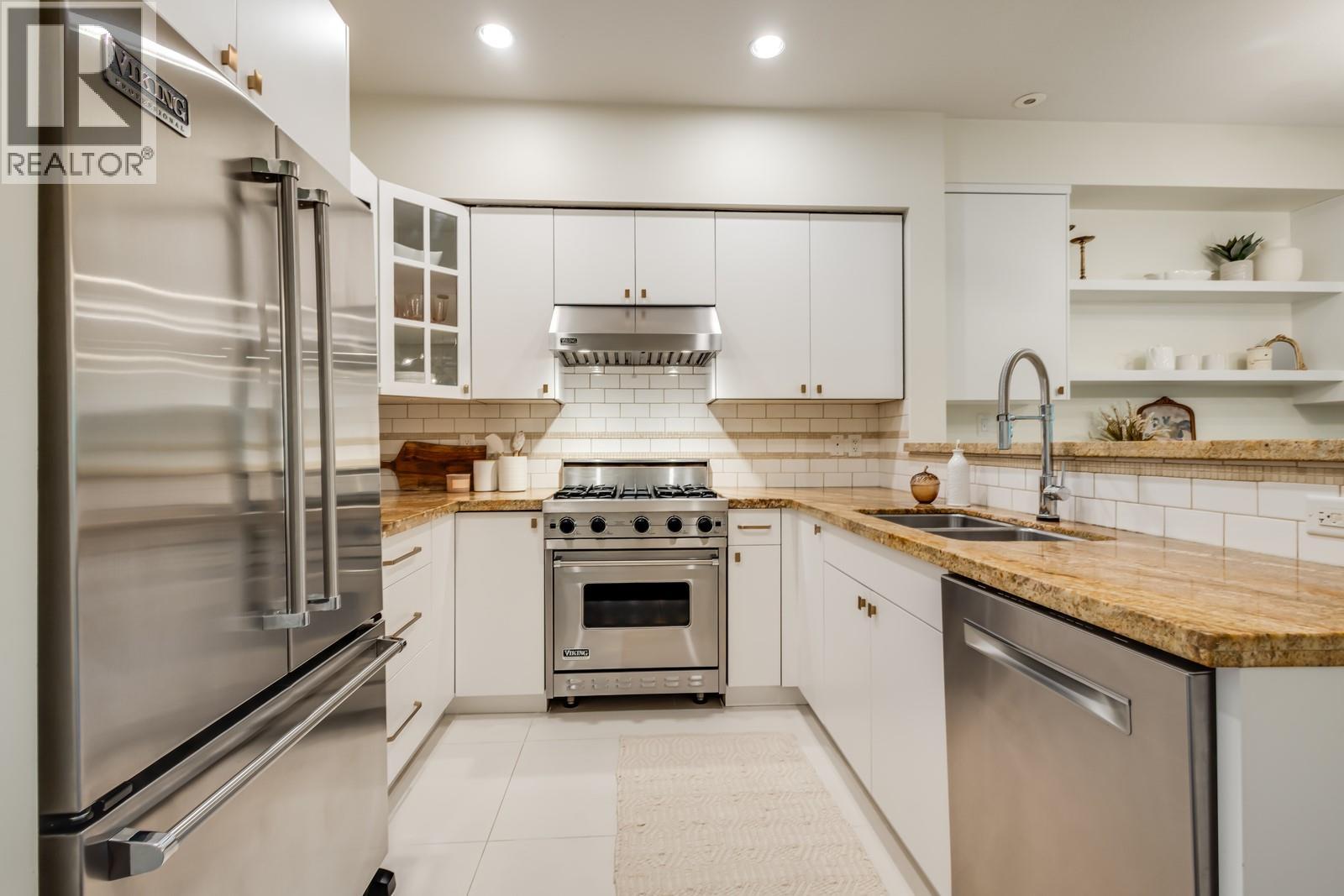 8 3416 Scott Road, Kelowna