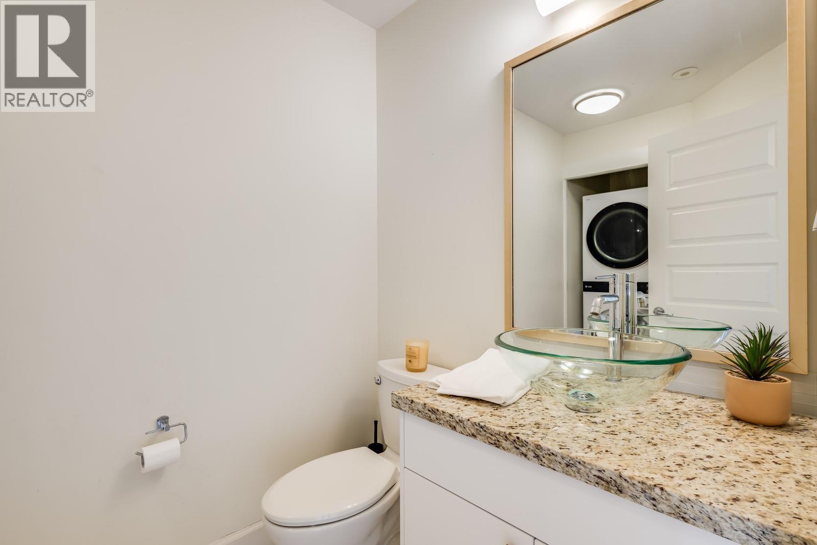 8 3416 Scott Road, Kelowna