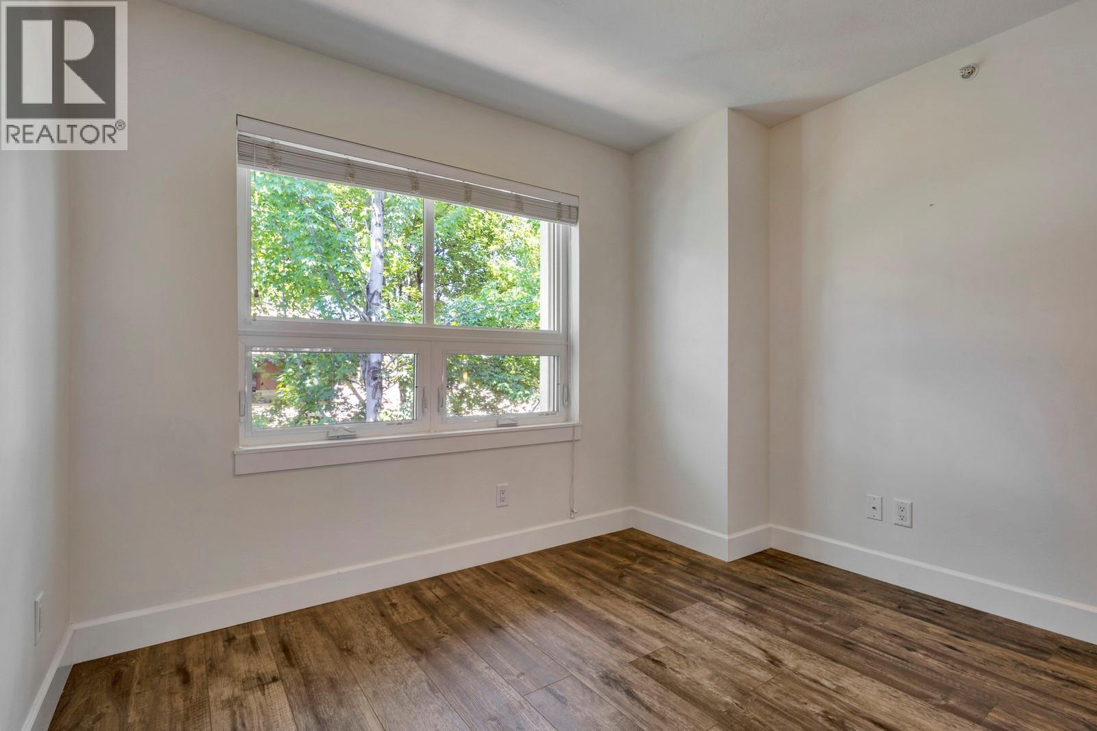 8 3416 Scott Road, Kelowna
