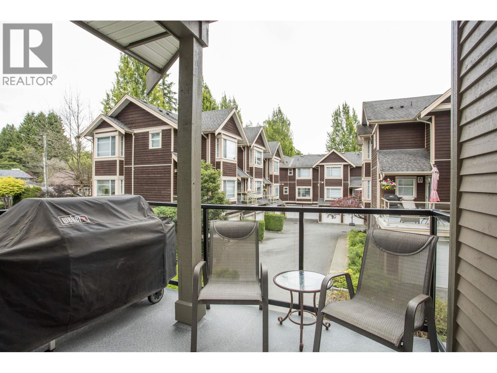 10 3150 SUNNYHURST ROAD, North Vancouver