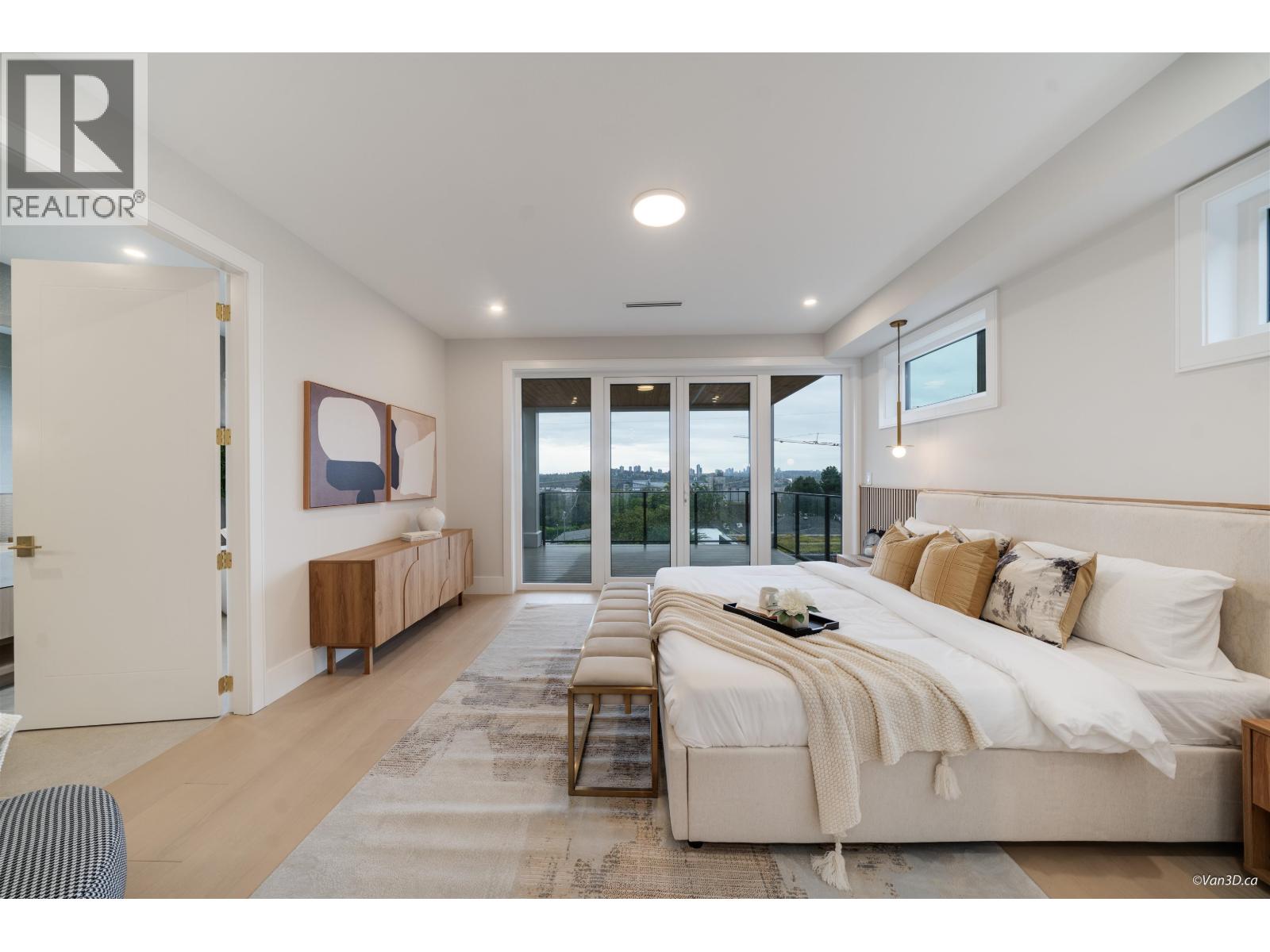 971 ADDERLEY STREET, North Vancouver