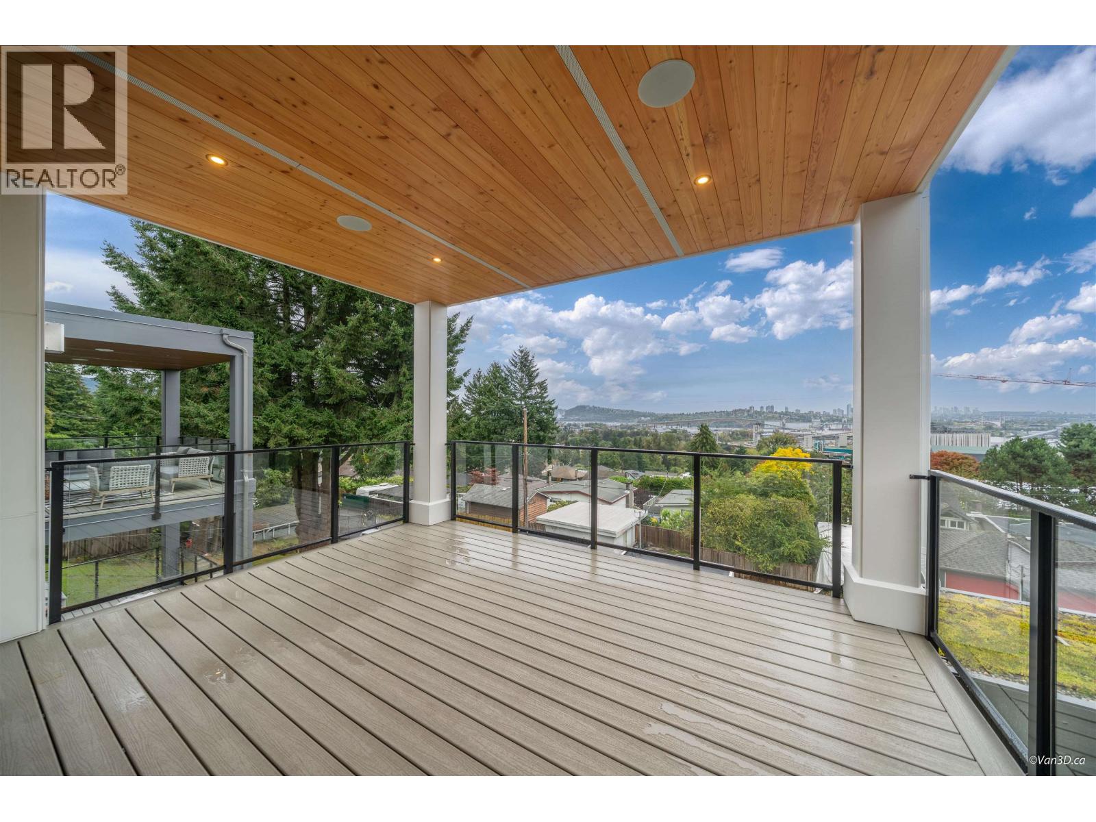 971 ADDERLEY STREET, North Vancouver