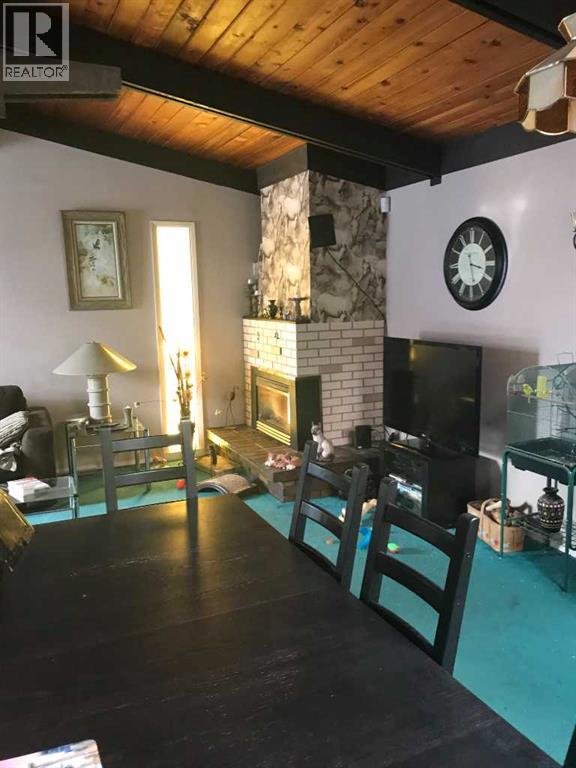 Single Family House 4 Level for Sale in   Avenue SW Rutland Park Calgary 