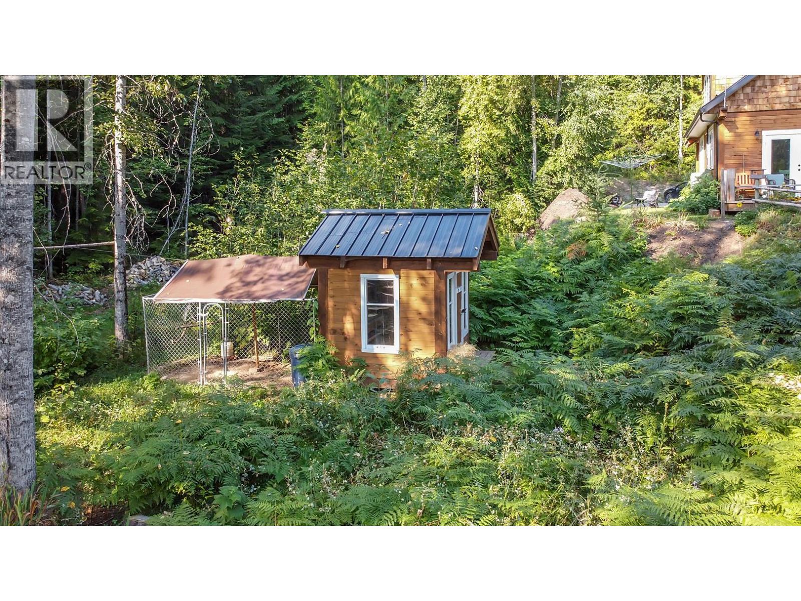 44 Mackenzie Road, Salmon Arm