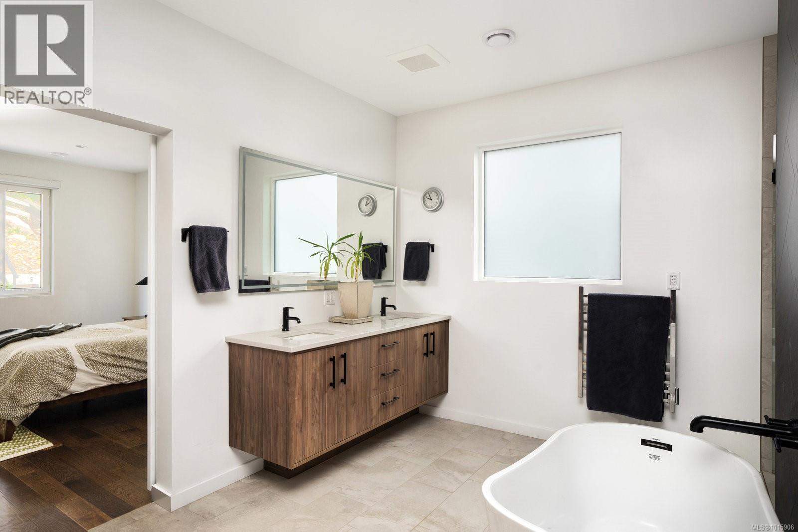  3508 Wishart Road, Colwood