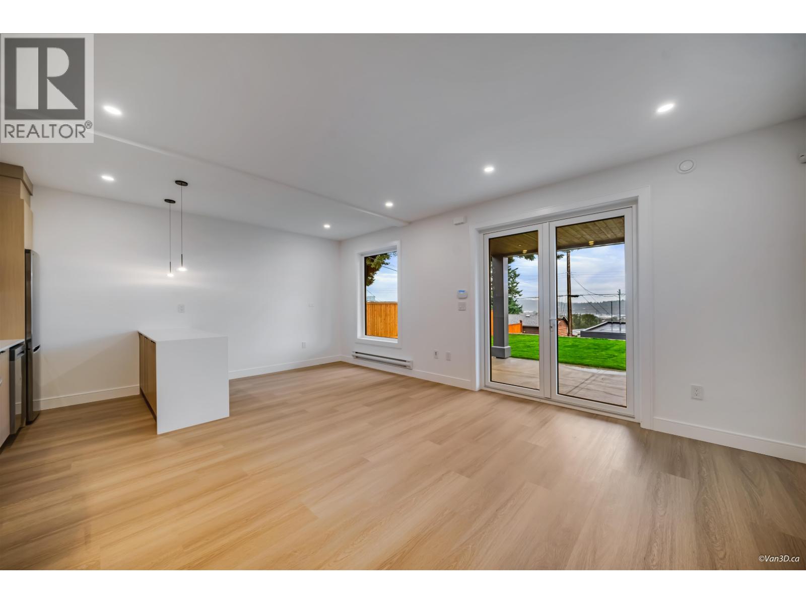 973 ADDERLEY STREET, North Vancouver