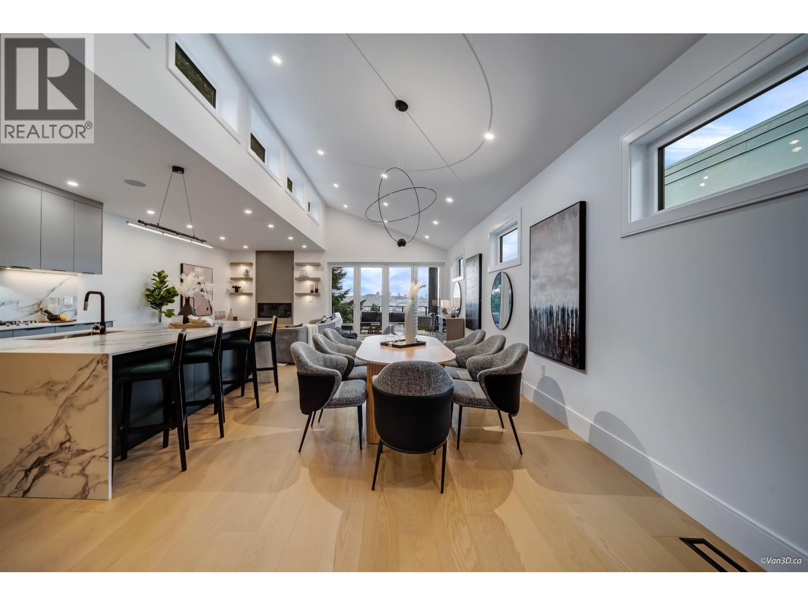 973 ADDERLEY STREET, North Vancouver