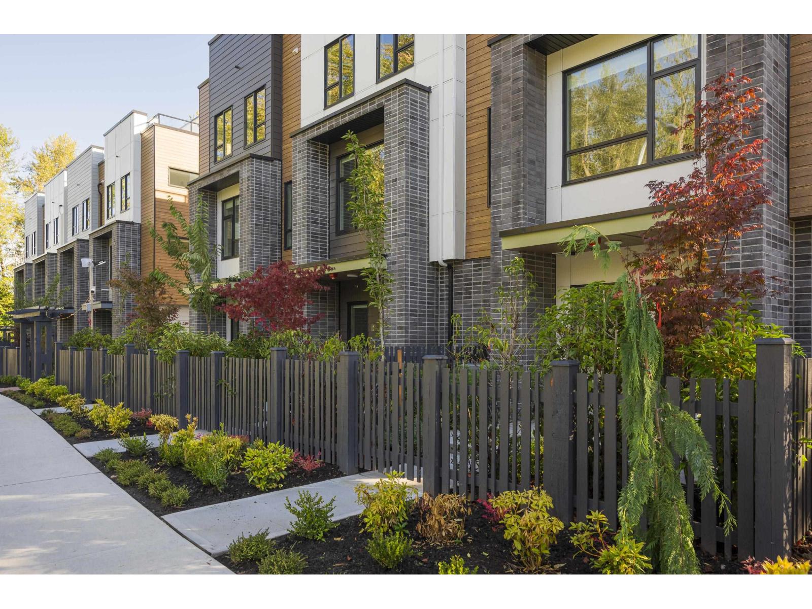 6 7946 204 STREET, Langley