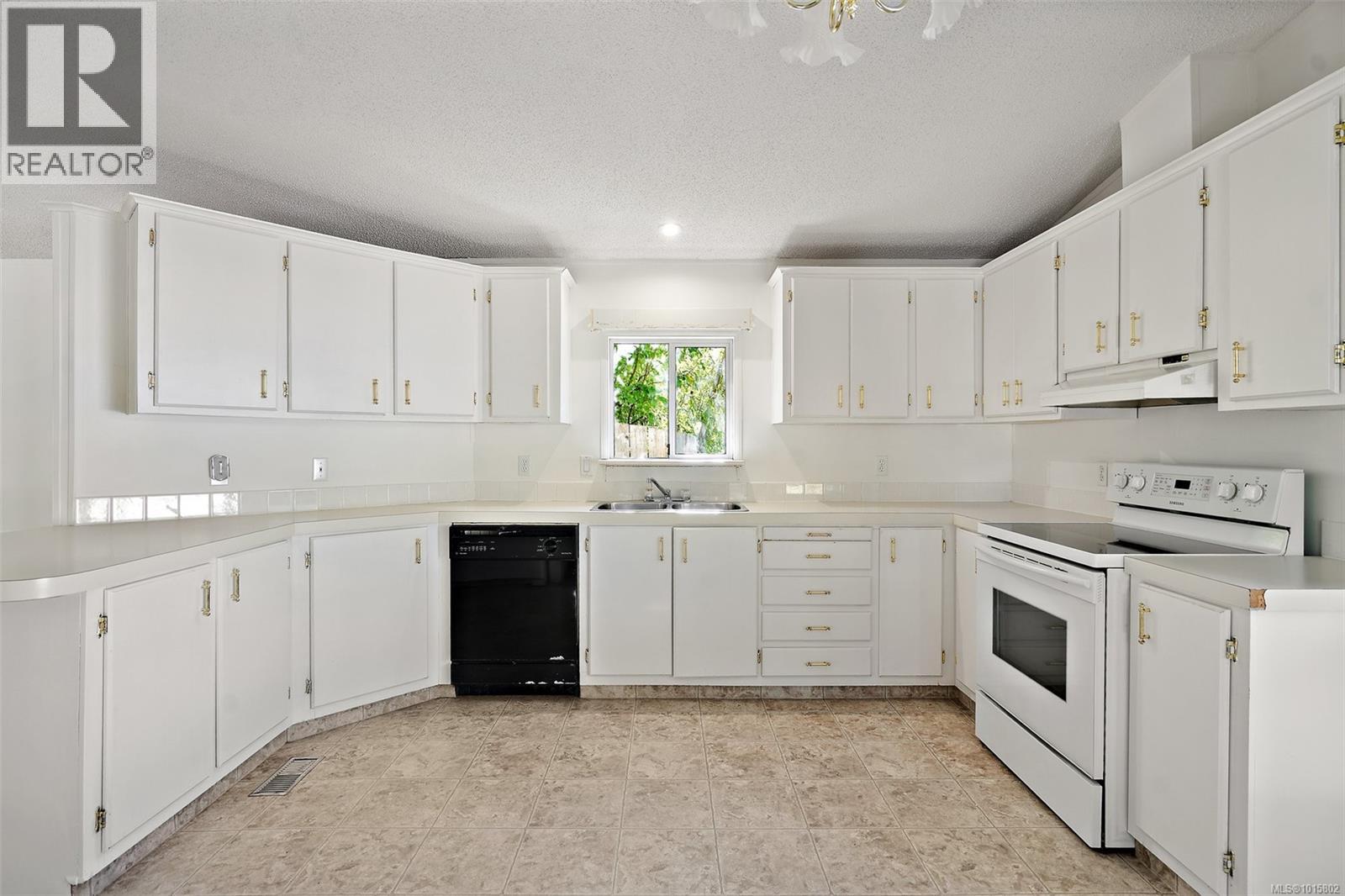 5 2741 Stautw Road, Central Saanich