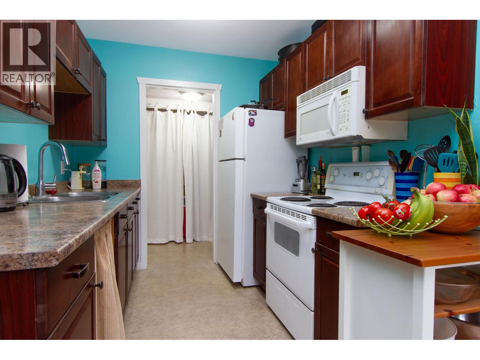 35 38175 WESTWAY AVENUE, Squamish