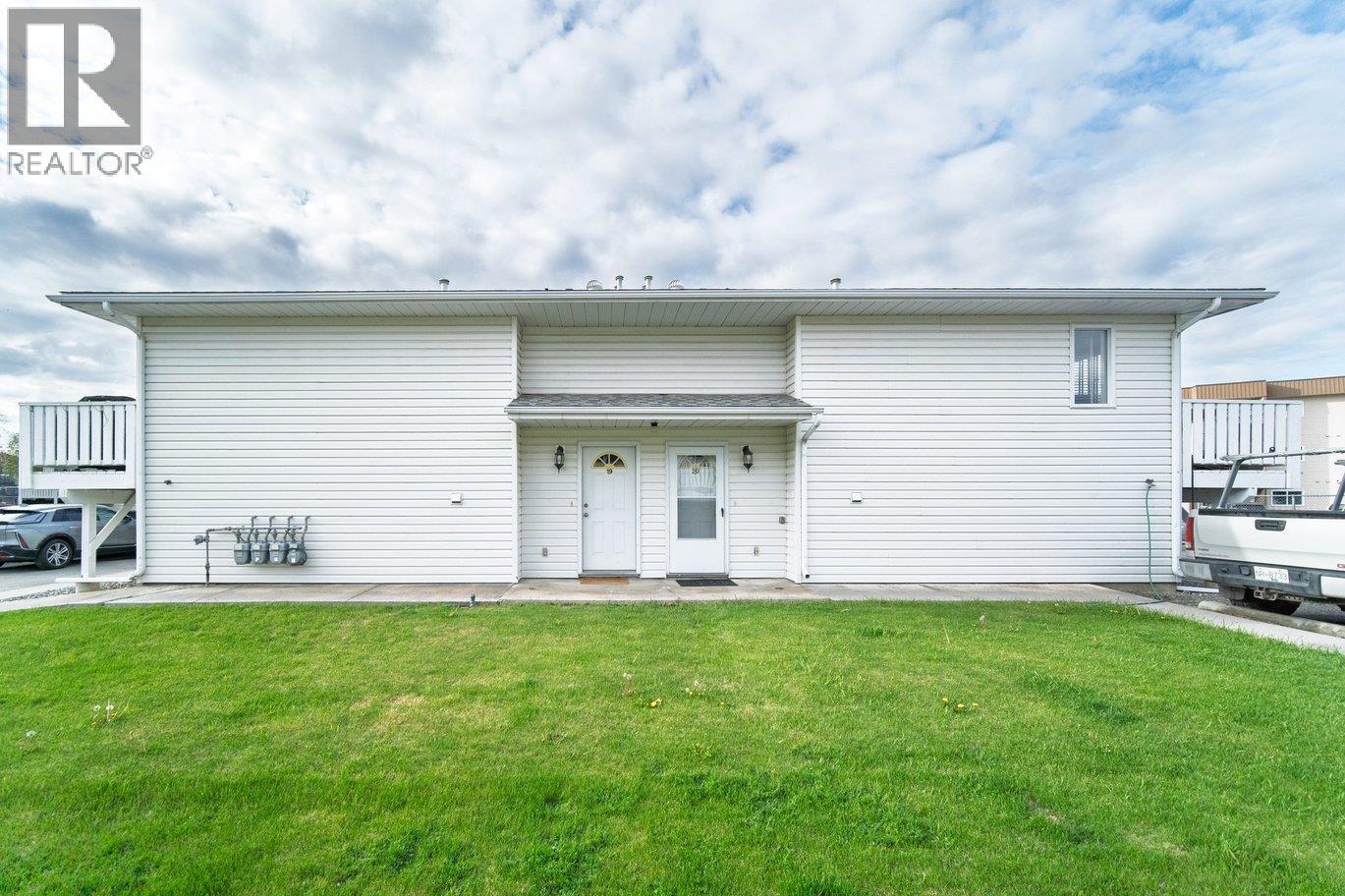 2401 12th Street N Street N, Cranbrook - Exteriors - Photo 2