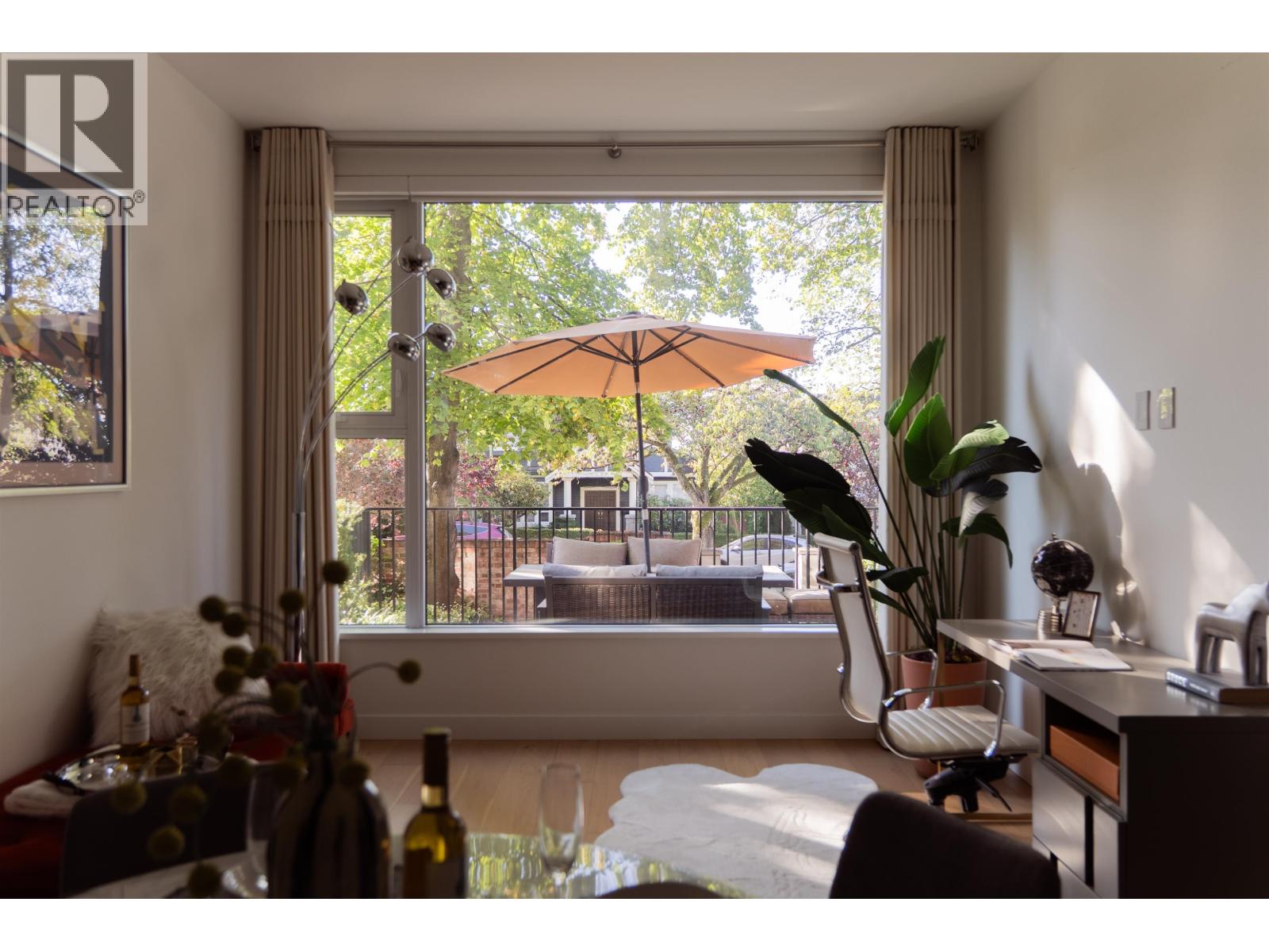 1577 W 57TH AVENUE, Vancouver