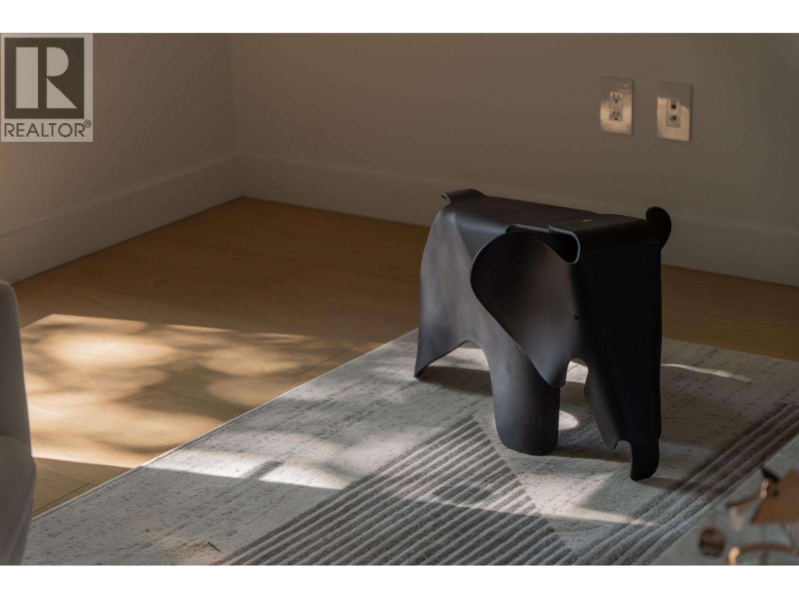 1577 W 57TH AVENUE, Vancouver