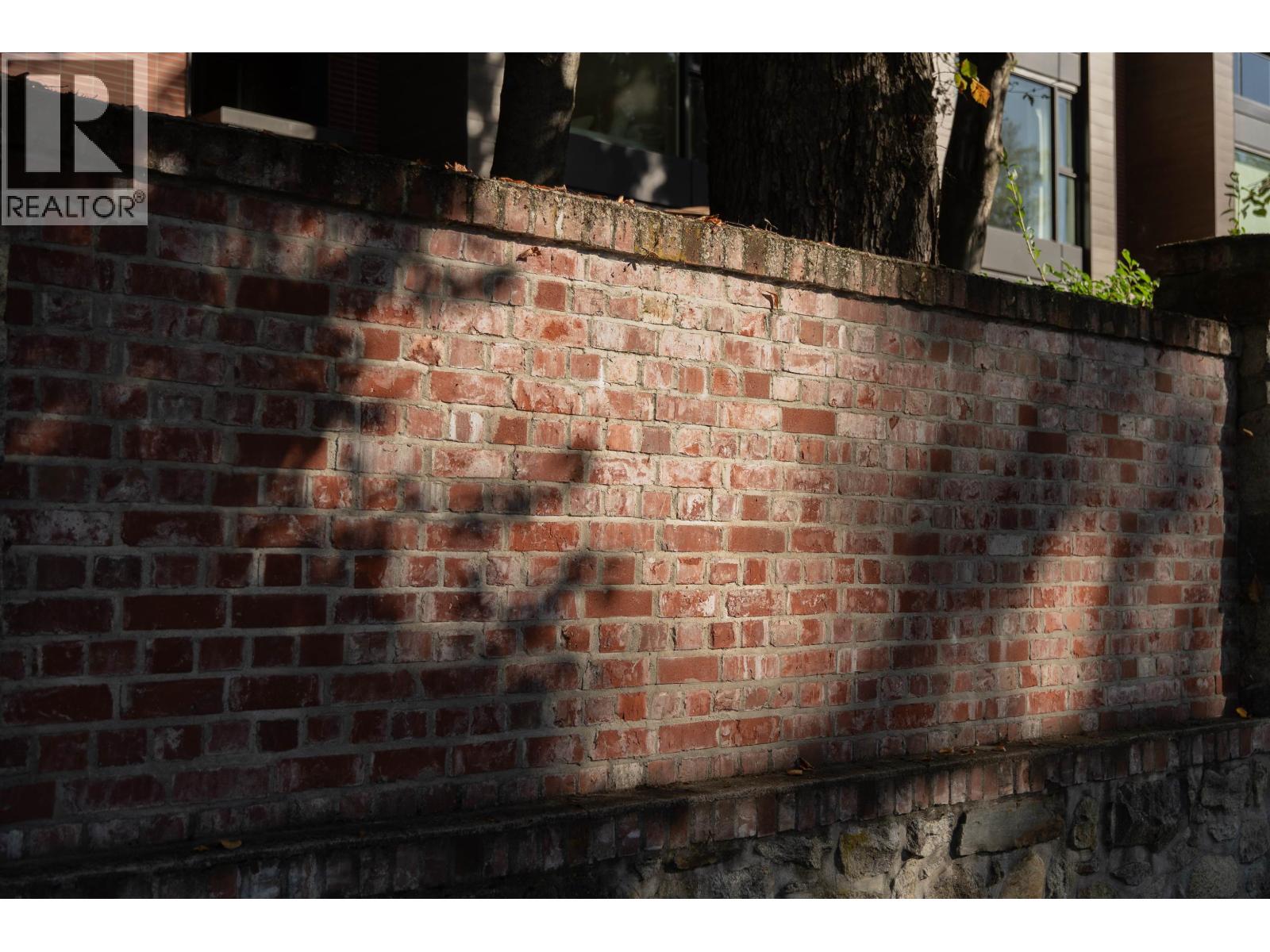 1577 W 57TH AVENUE, Vancouver