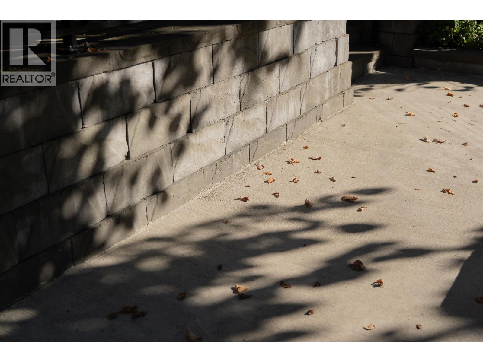 1577 W 57TH AVENUE, Vancouver