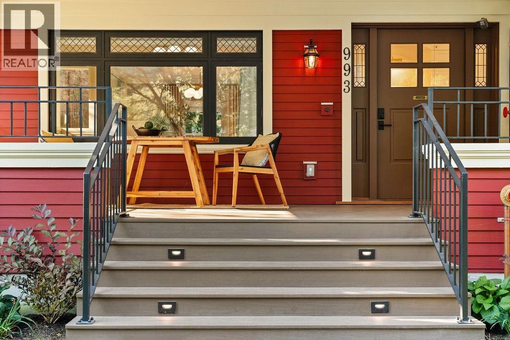 993 BROUGHTON STREET, Vancouver