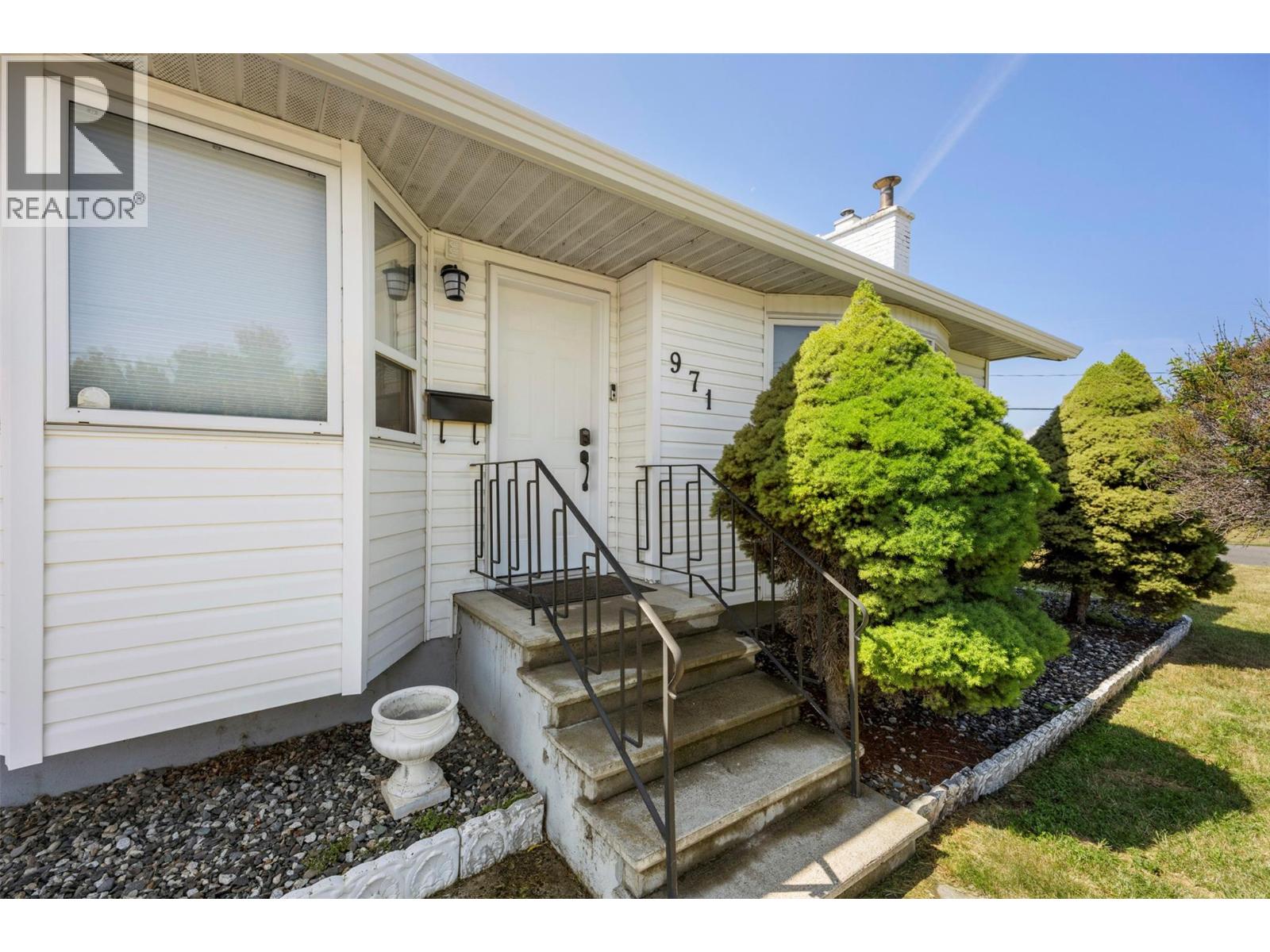 971 Kirkland Place - 3