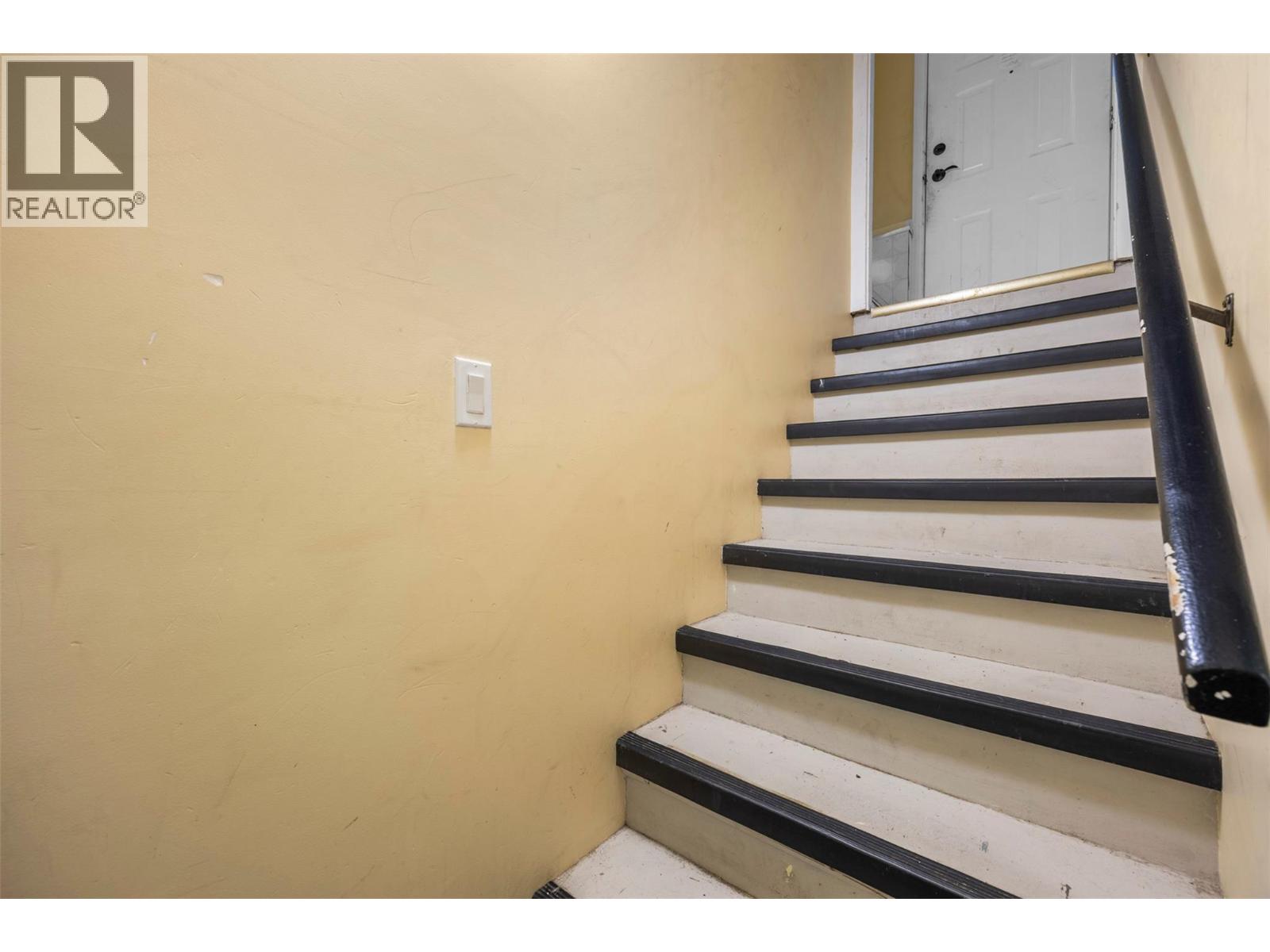 971 KIRKLAND PLACE - 22