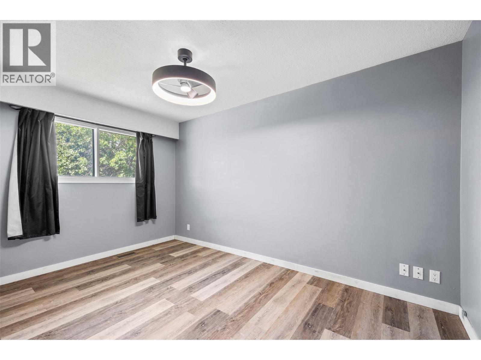 971 Kirkland Place - 16