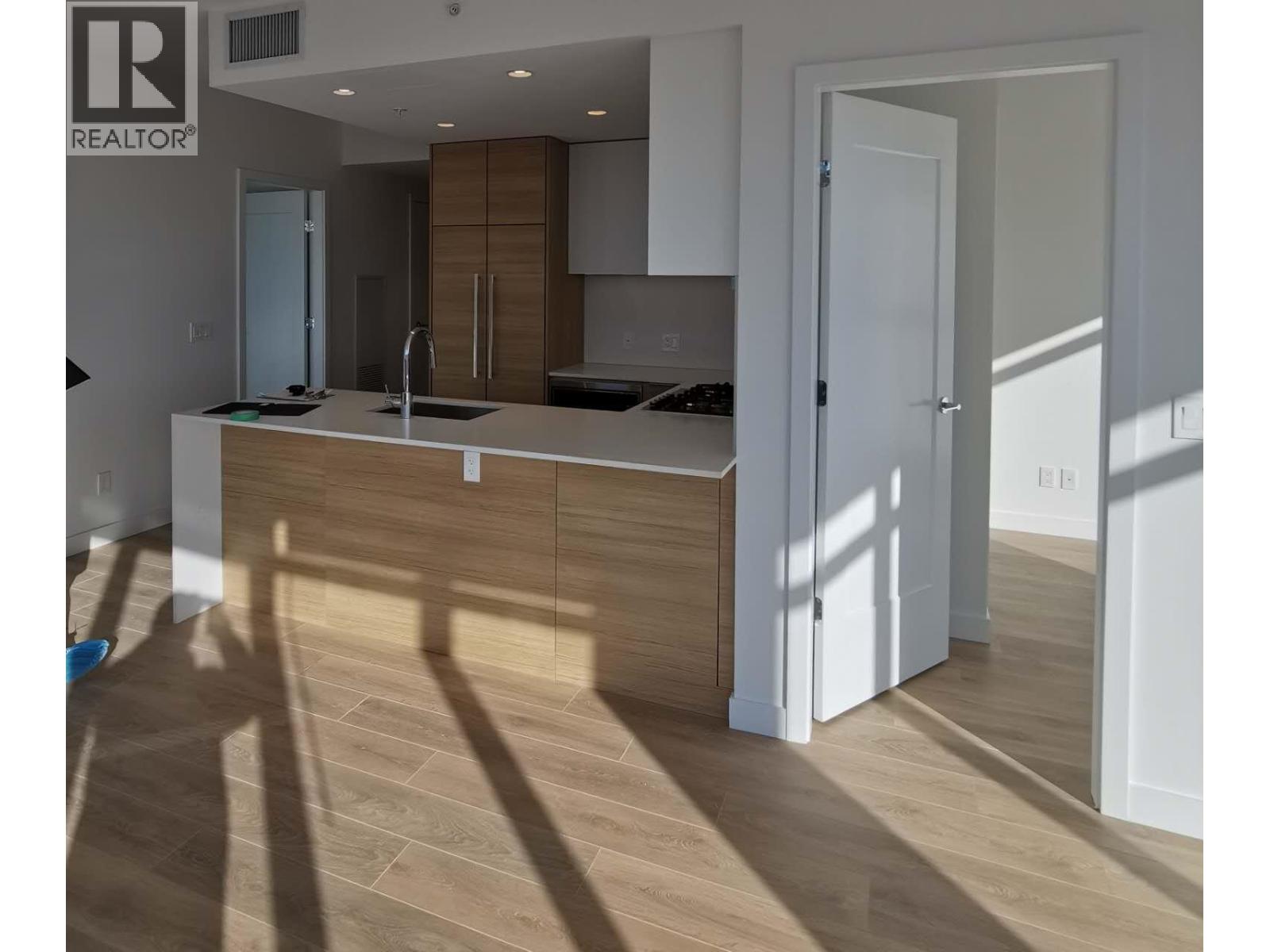 1204 1045 AUSTIN AVENUE, Coquitlam