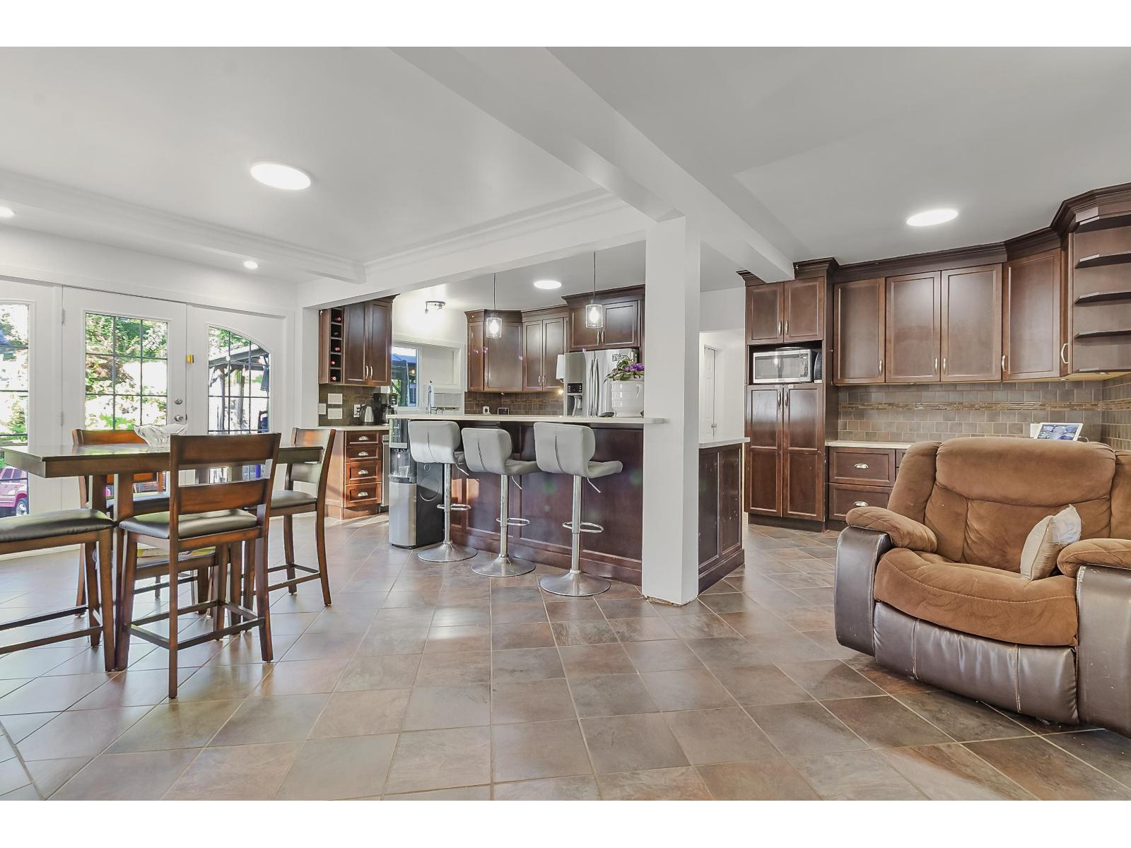 9538 STAVE LAKE STREET, Mission