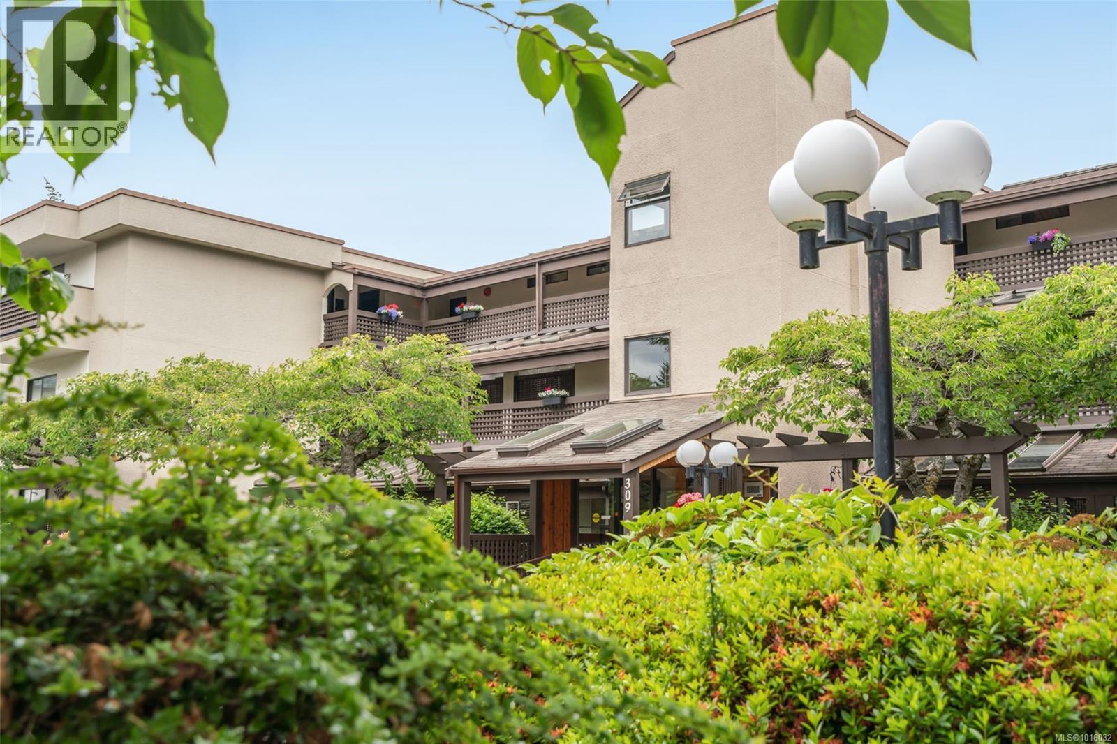 201 309 MORISON Ave, Parksville