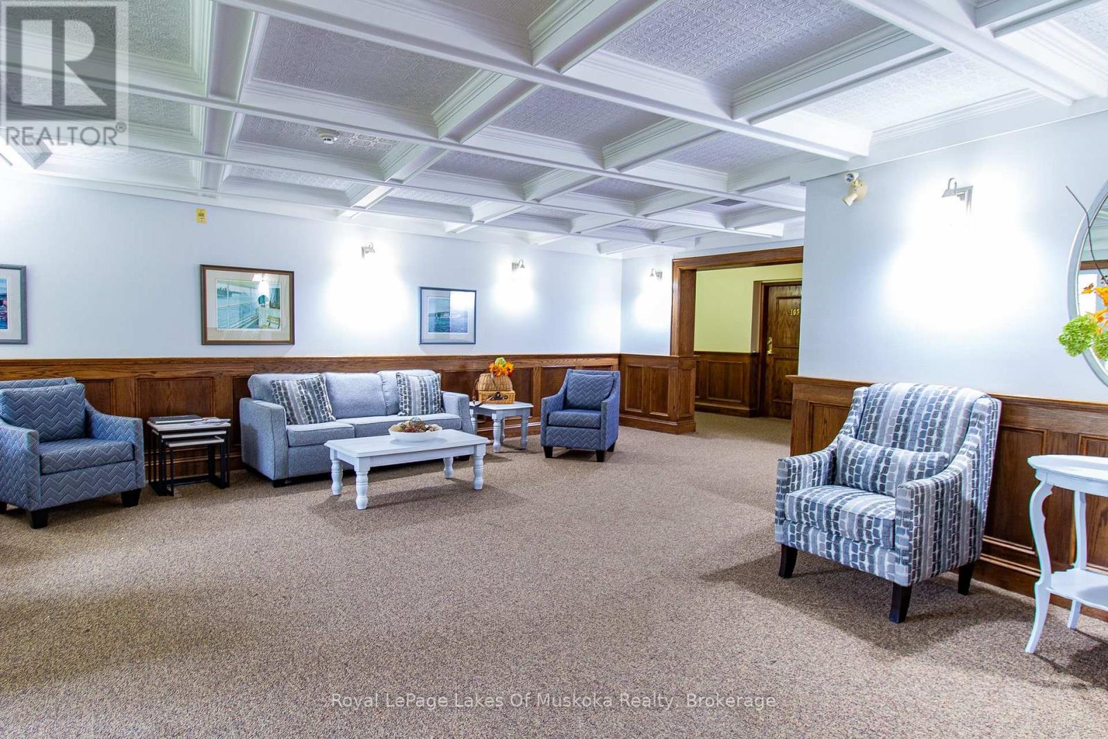 #110 24 ONTARIO STREET - 3
