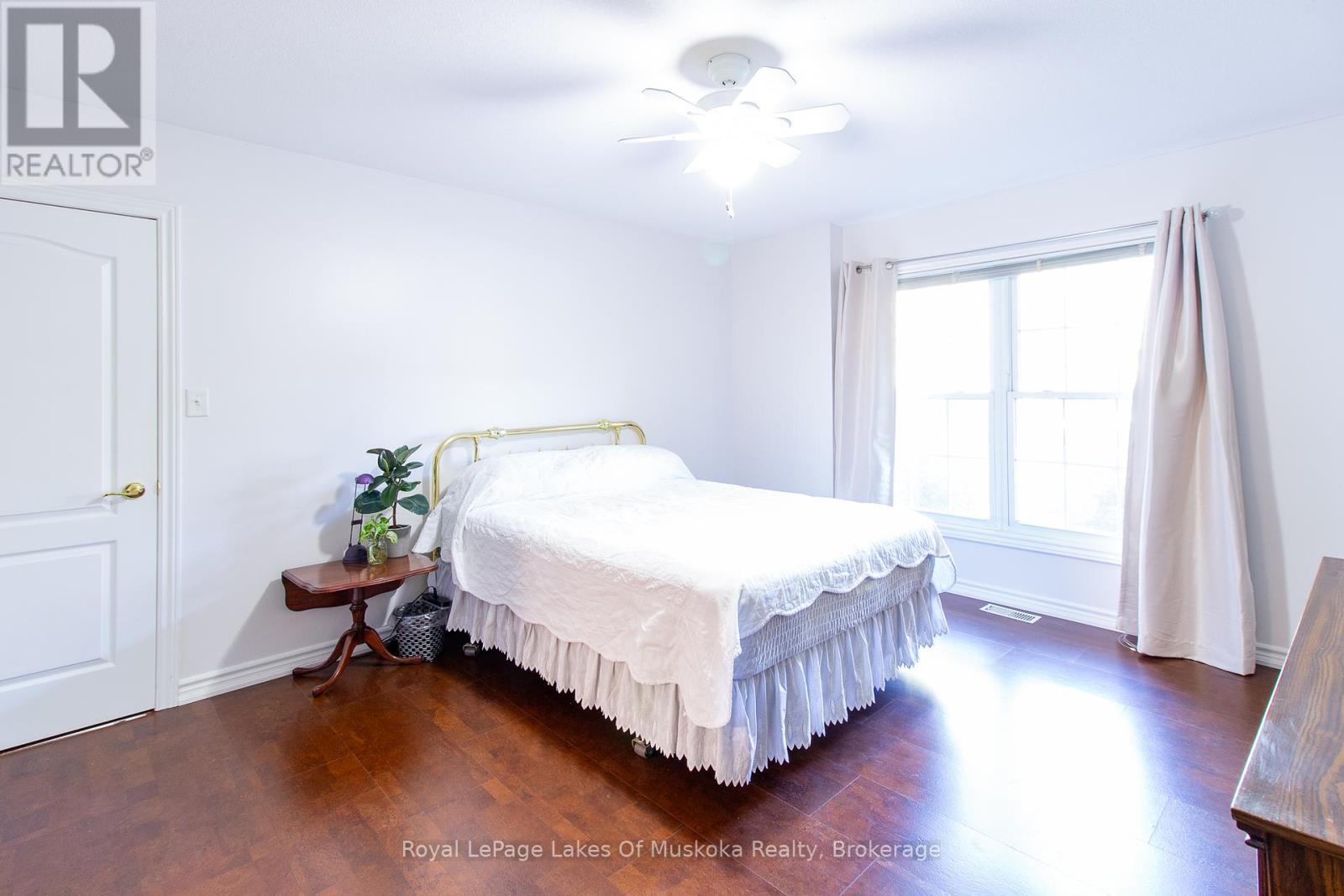 #110 24 ONTARIO STREET - 24
