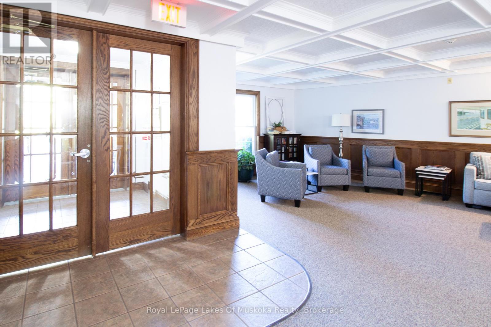 #110 24 ONTARIO STREET - 6