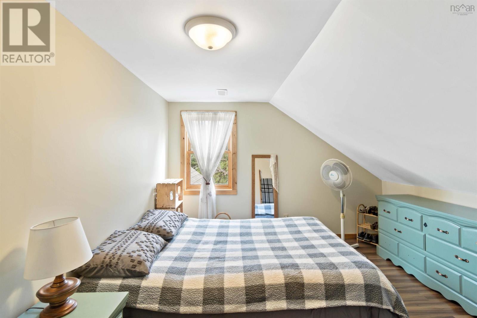 Property 29 of 31 of 1256 Highway 1