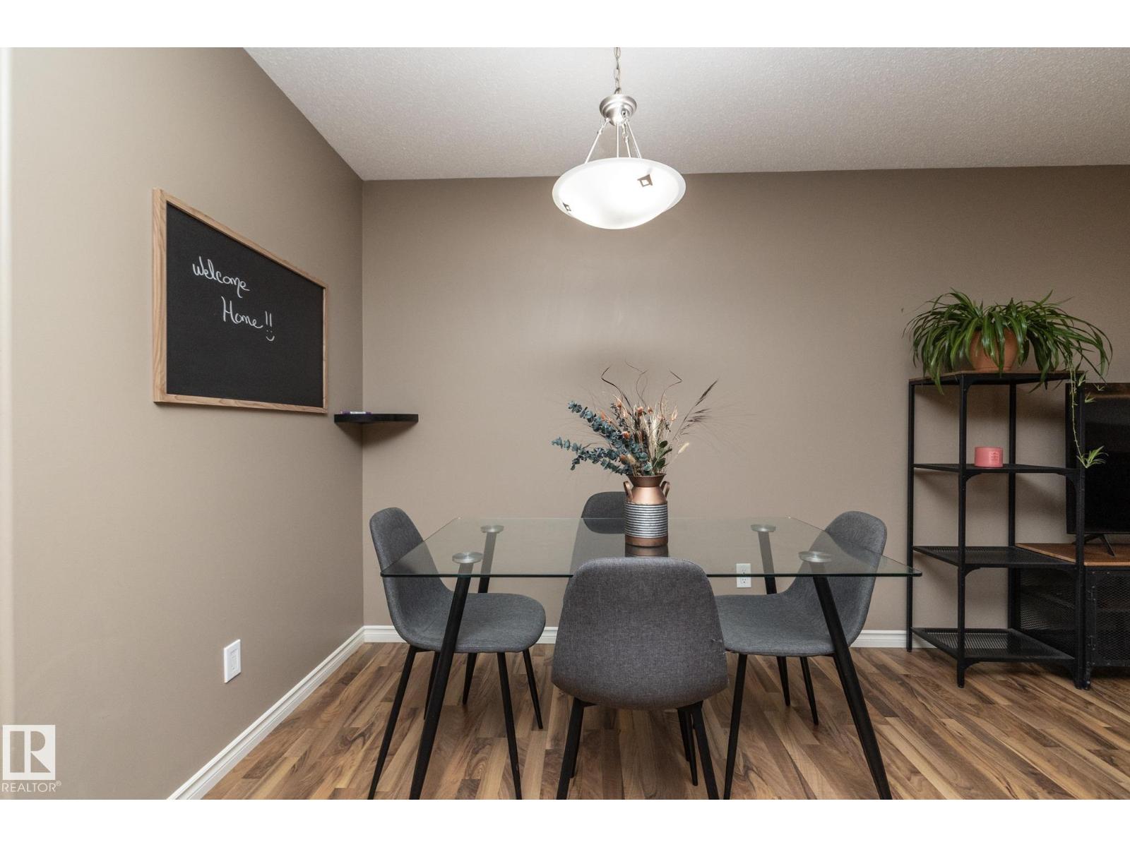 #6 10 WOODCREST, Fort Saskatchewan