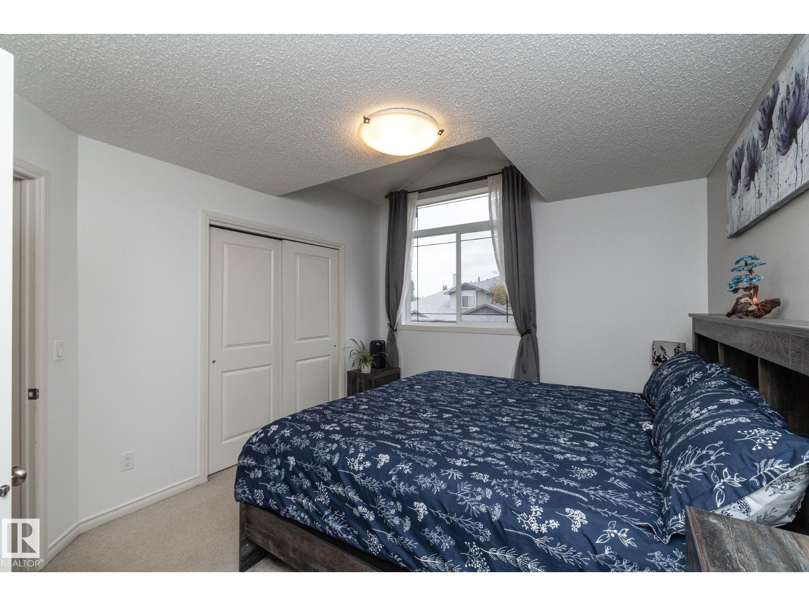 #6 10 WOODCREST, Fort Saskatchewan