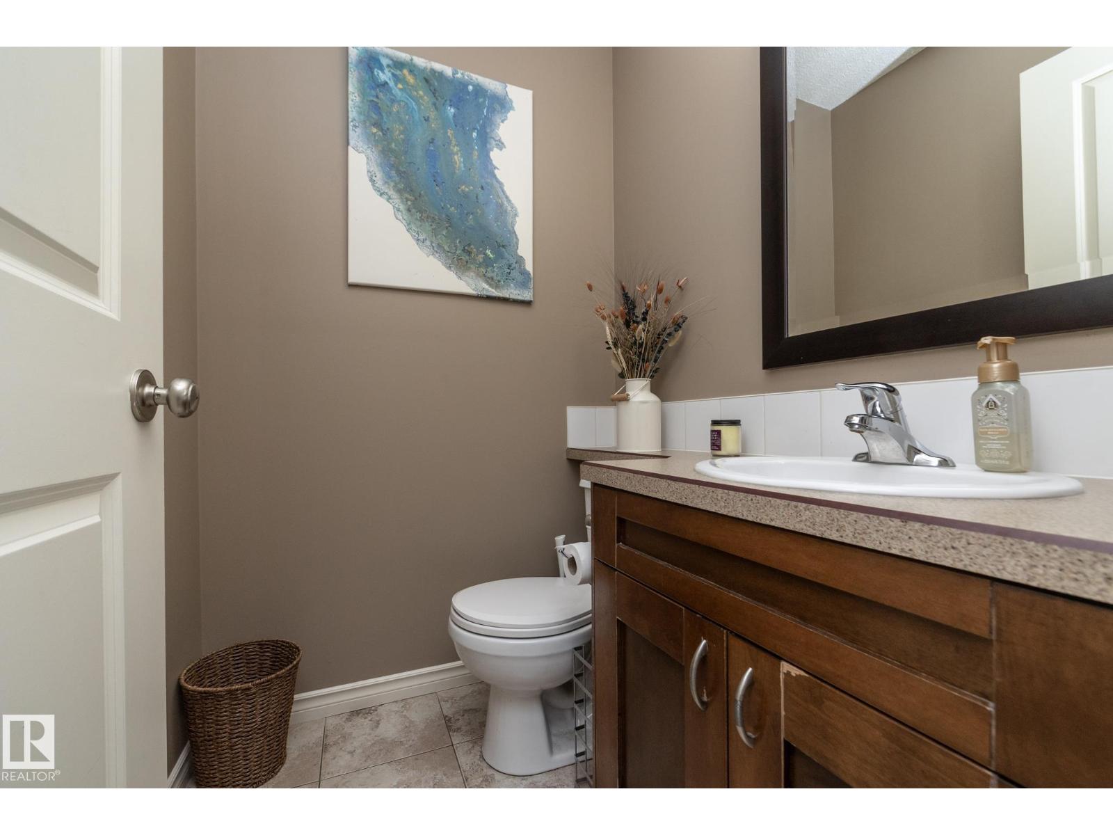 #6 10 WOODCREST, Fort Saskatchewan