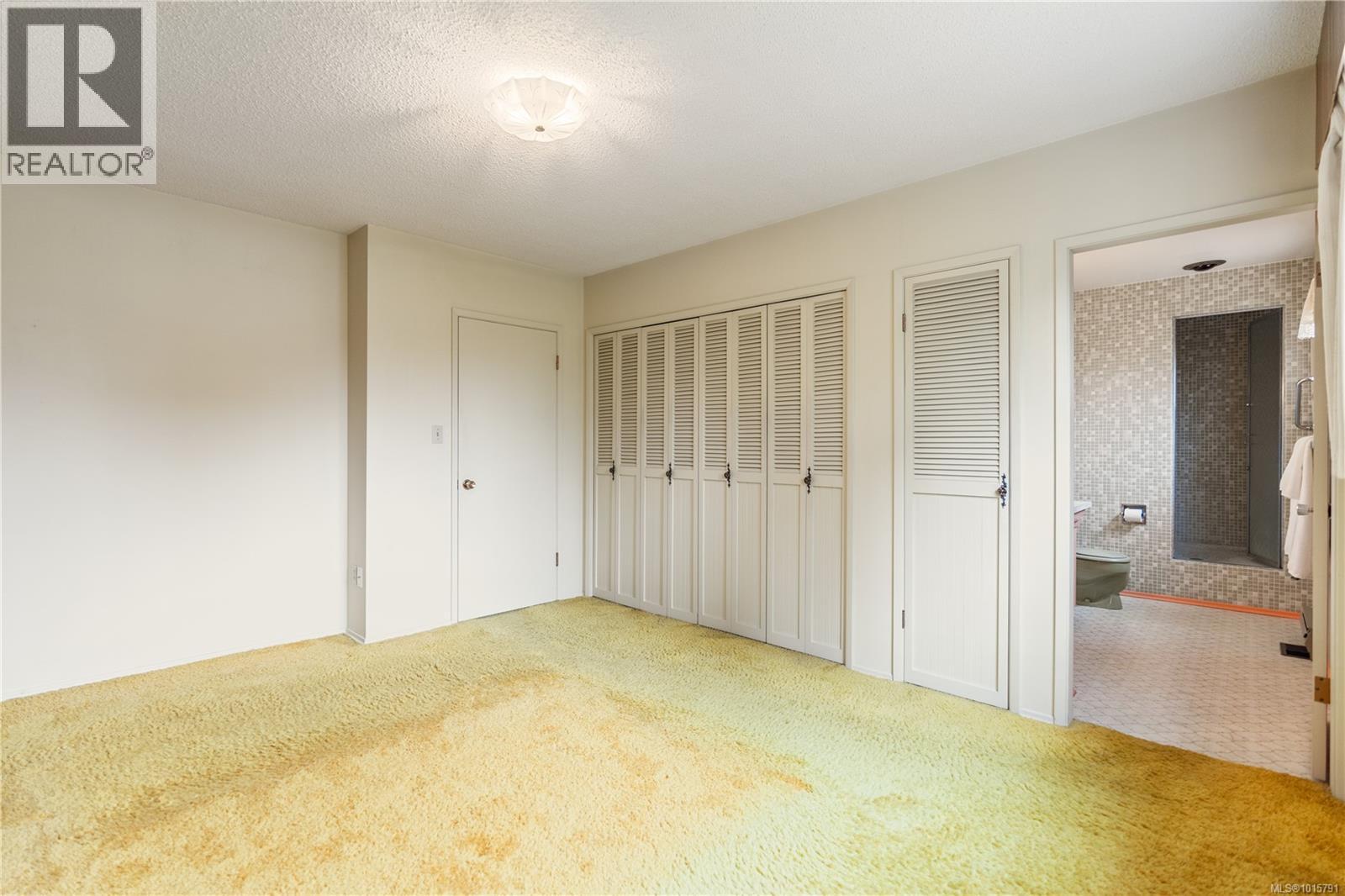  1853 San Lorenzo Avenue, Saanich