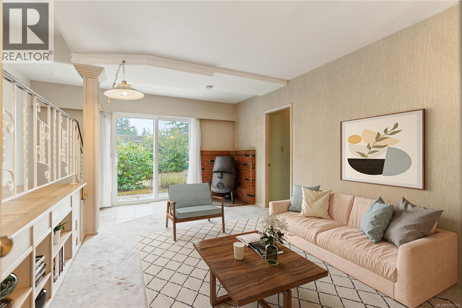  1853 San Lorenzo Avenue, Saanich